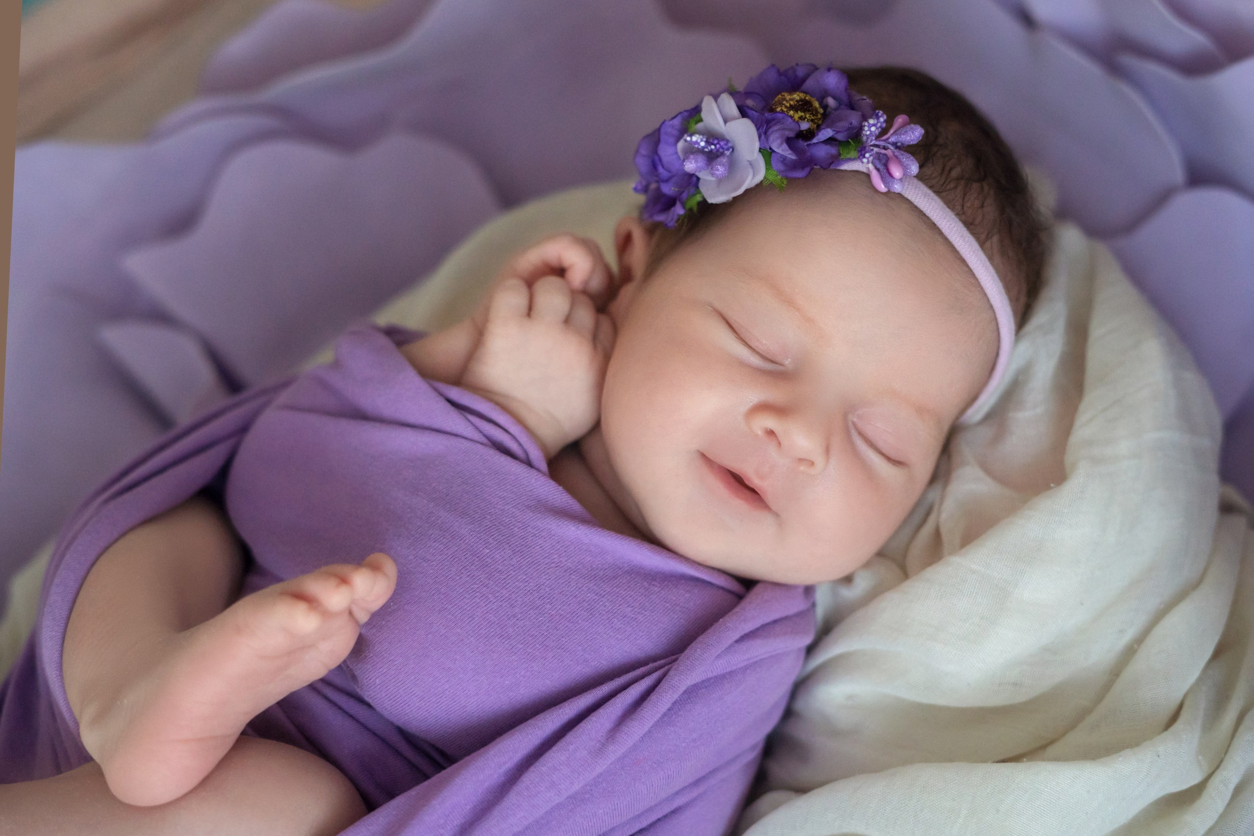 Ева. Newborn. Мила Посвит Фотограф новорожденных в Тобольске