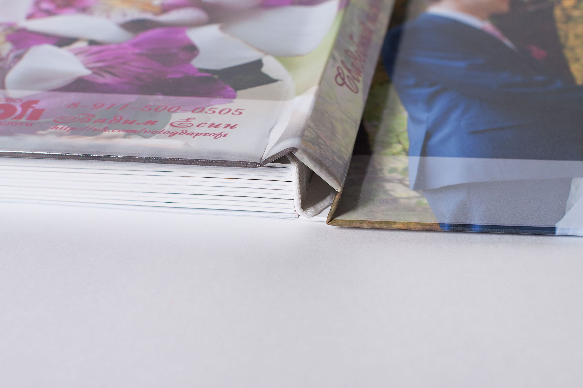 Демонстрация возможностей раскладки свадебной фотокниги на 180 градусов.