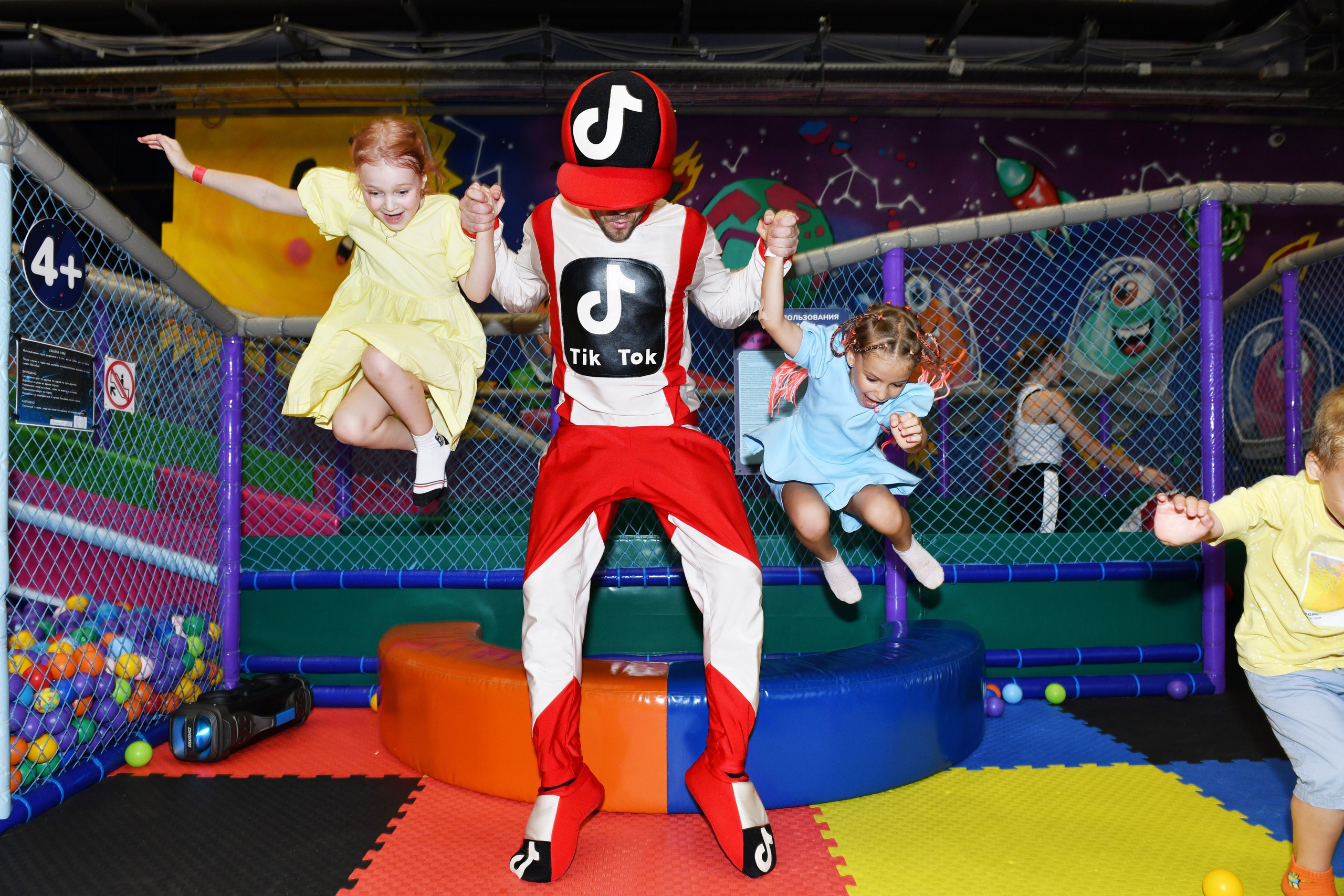 ДР в ТЦ София. Свадебный и портретный фотограф в Москве Галина Борисова