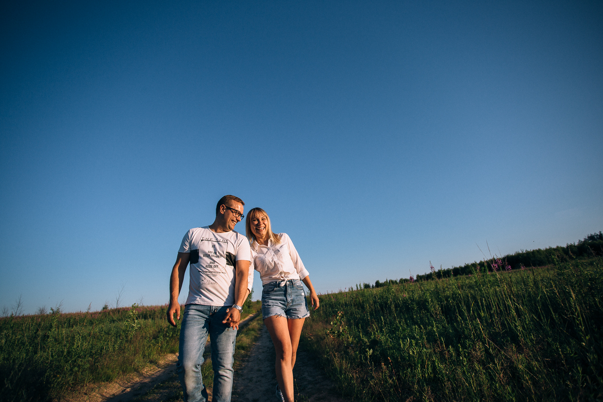 Фотосессия пары, лав стори, предсвадебная съемка. Свадебный и семейный фотограф в Твери, Москве, Санкт-Петербурге