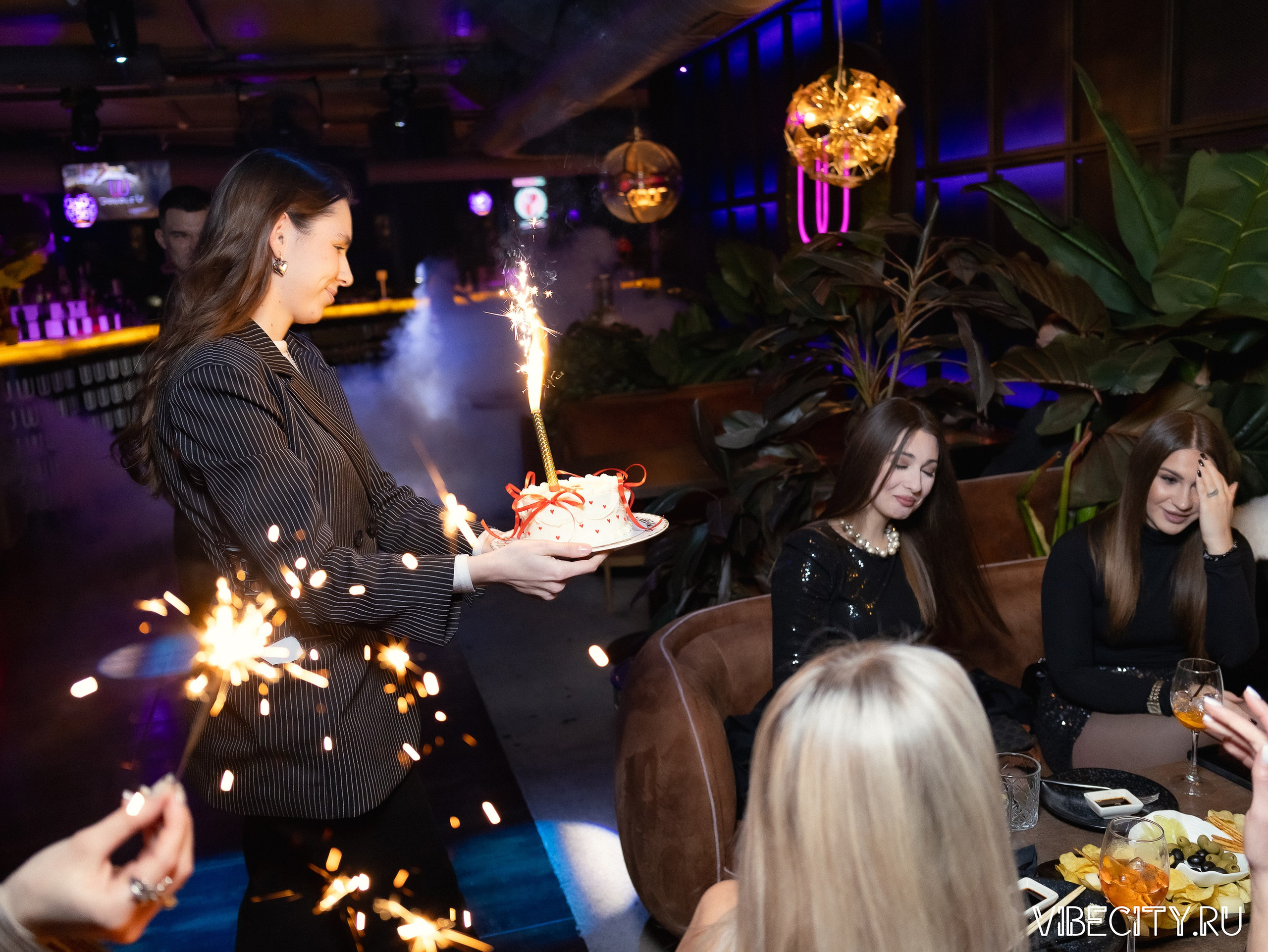 DOUBLE U. VIBECITY.RU Вайб Сити Ру Фоторепортажи Фотоотчеты Калининград