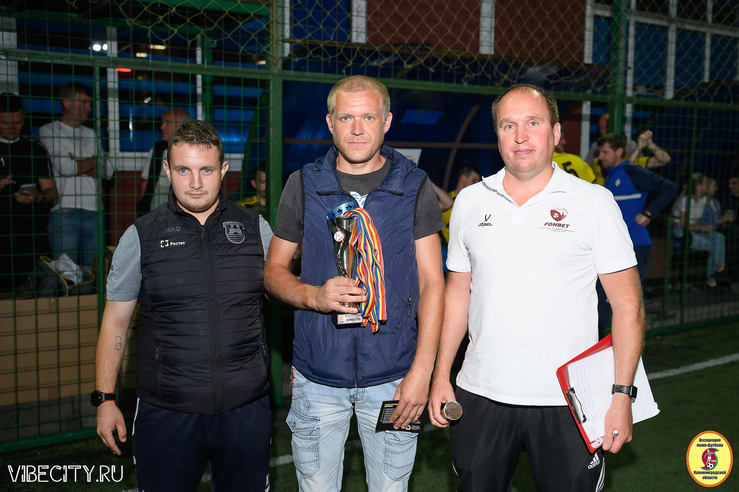 ФИНАЛЬНЫЕ ИГРЫ КУБКА МИНИ-ФУТБОЛЬНОЙ ЛИГИ И КУБКА КОРПОРАТИВНОЙ МФЛ 2025. VIBECITY.RU Вайб Сити Ру Фоторепортажи Фотоотчеты Калининград