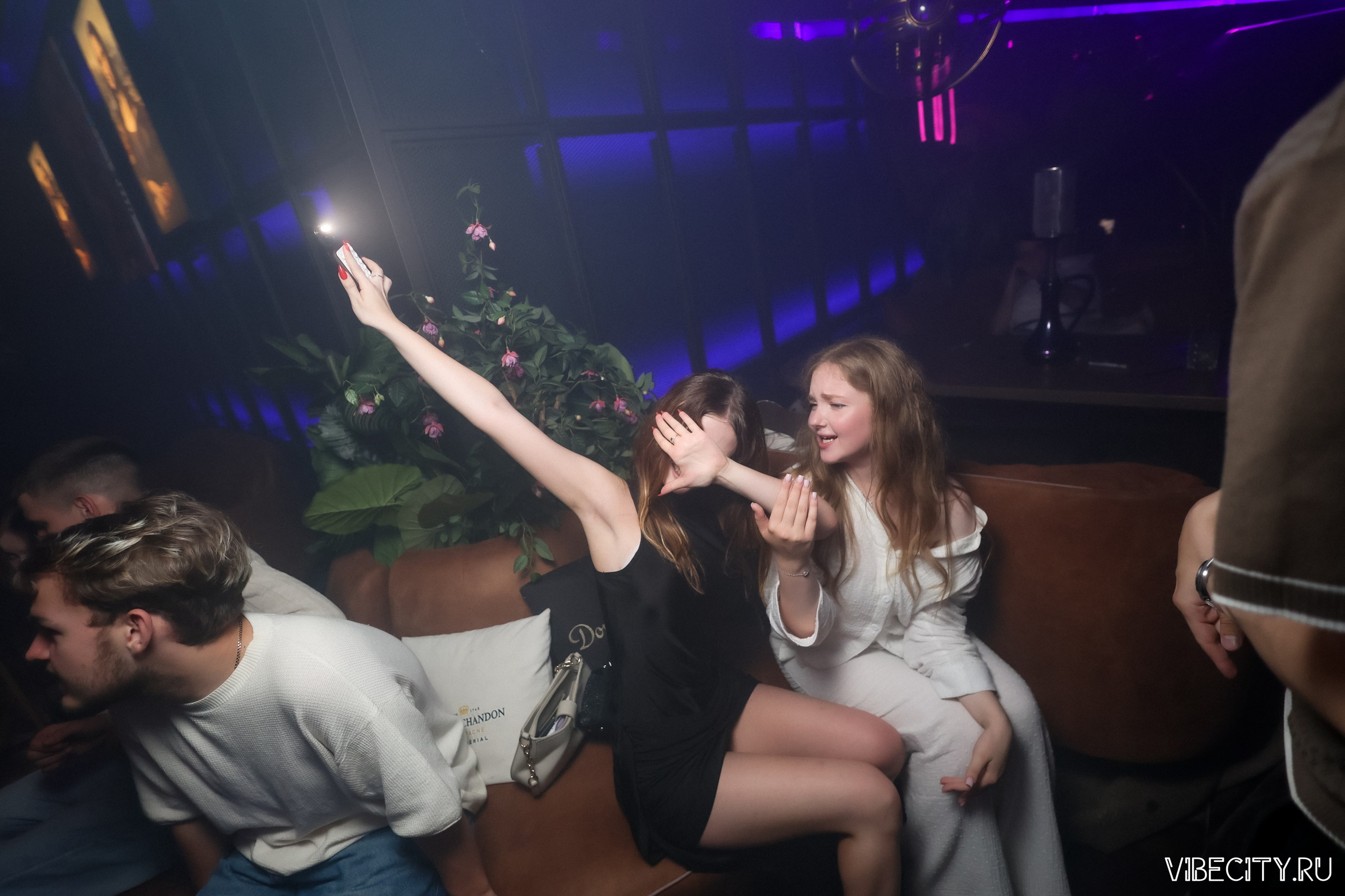 DOUBLE U. VIBECITY.RU Вайб Сити Ру Фоторепортажи Фотоотчеты Калининград