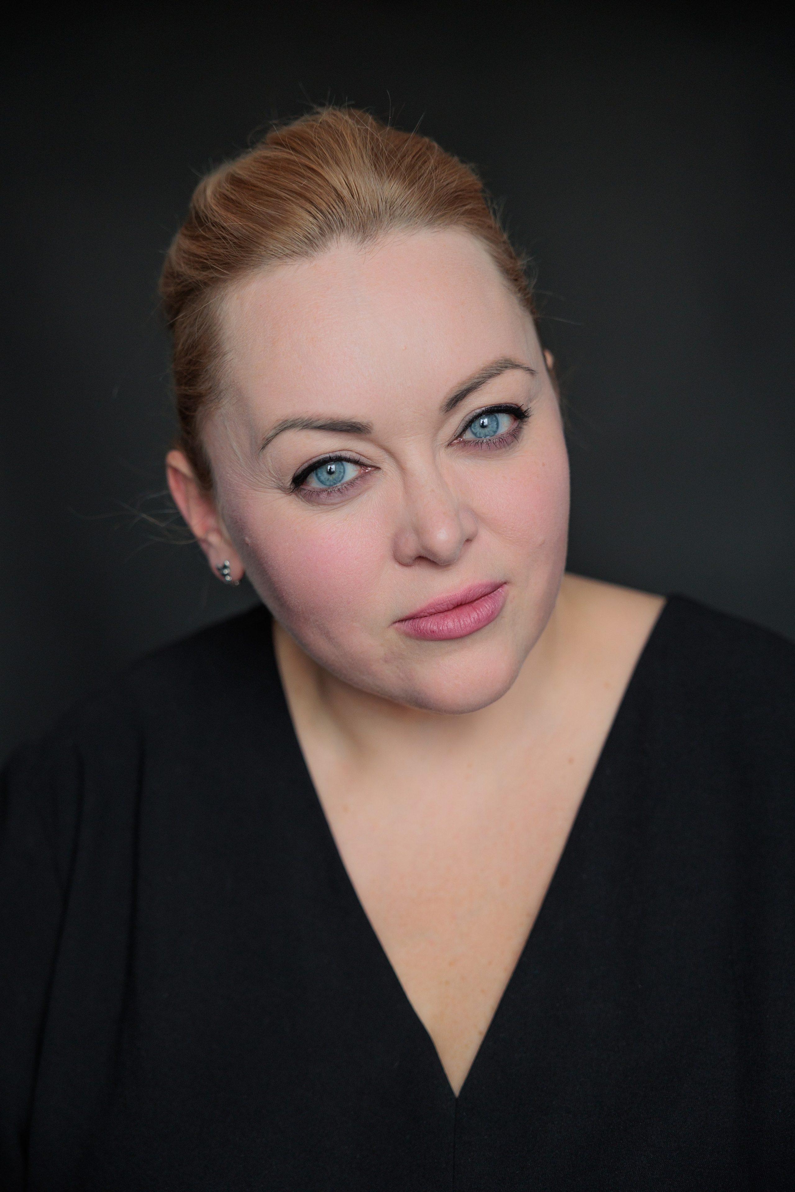 ОЛЕСЯ. Я фотограф из Москвы к Вашим услугам