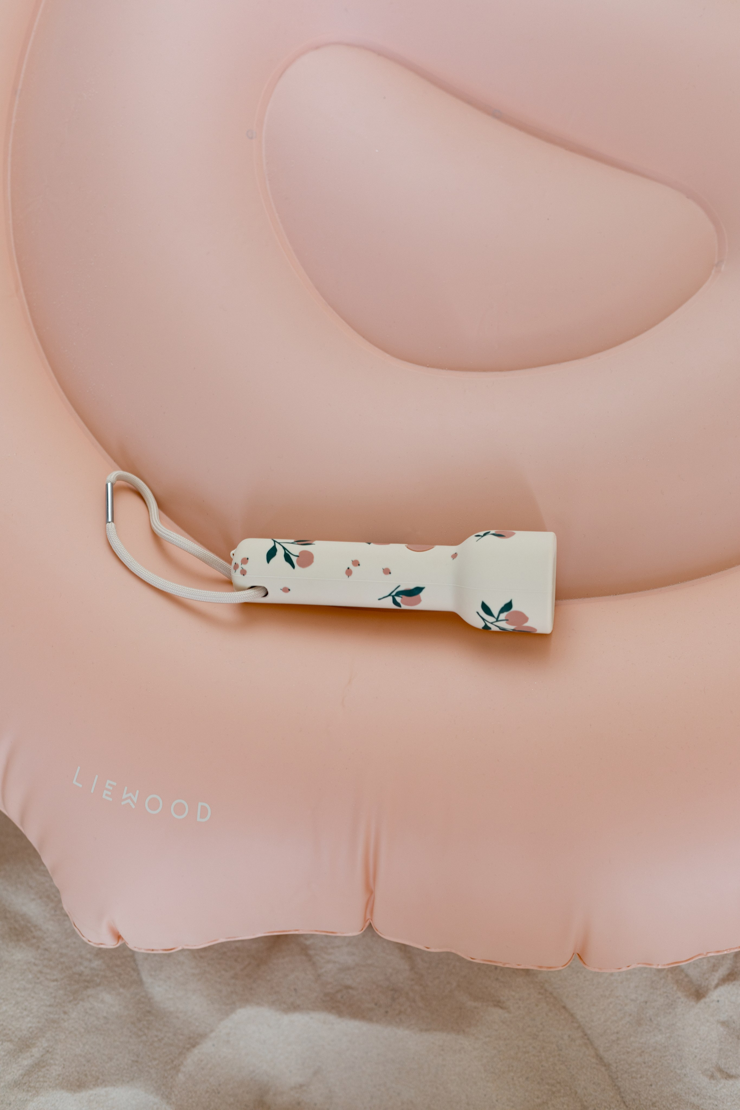 Фотосессия в песке для детского бренда. Детский и контент фотограф Надя Волкова Санкт-Петербург