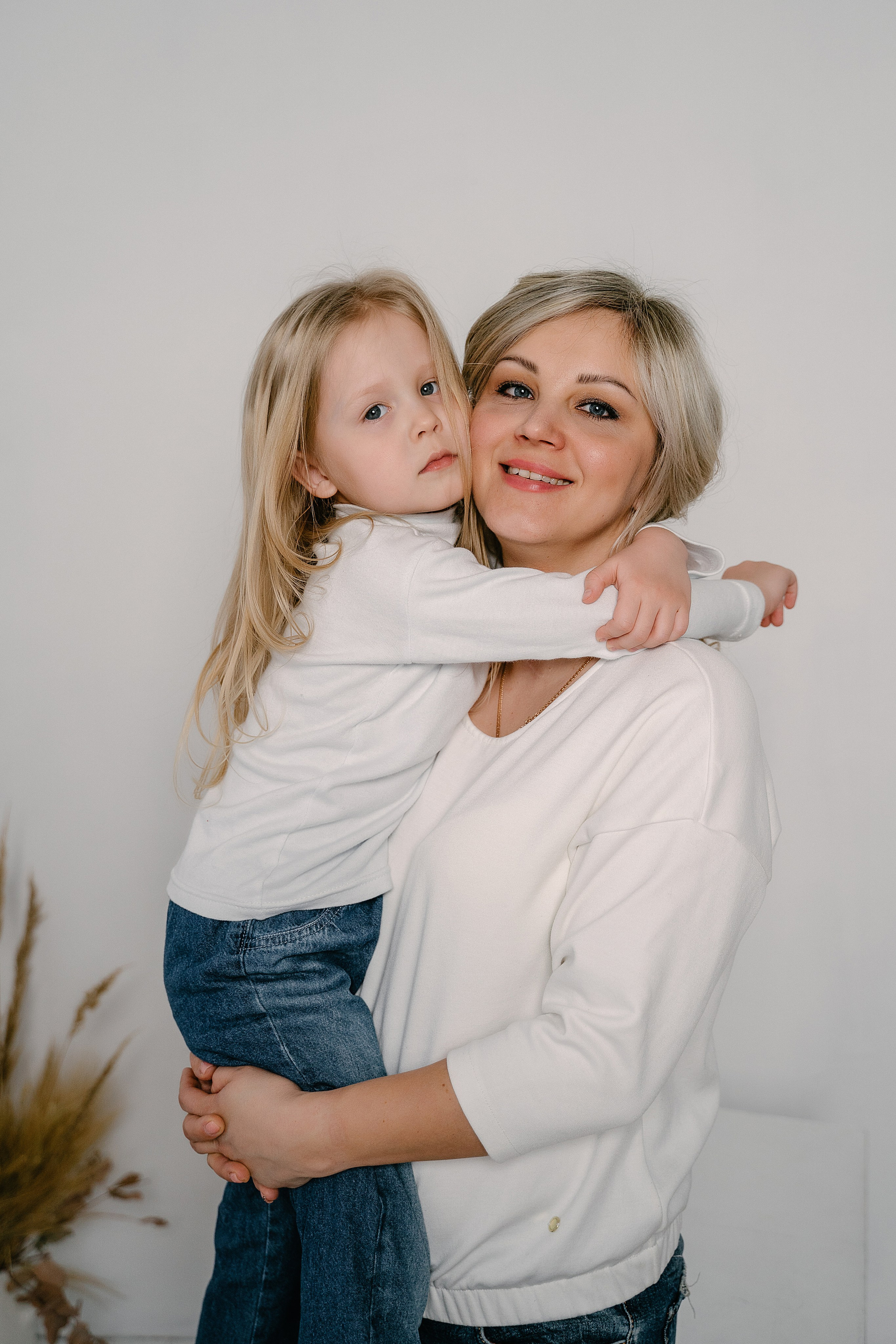 Оксана и дети. Свадебный фотограф Юлия Копылова