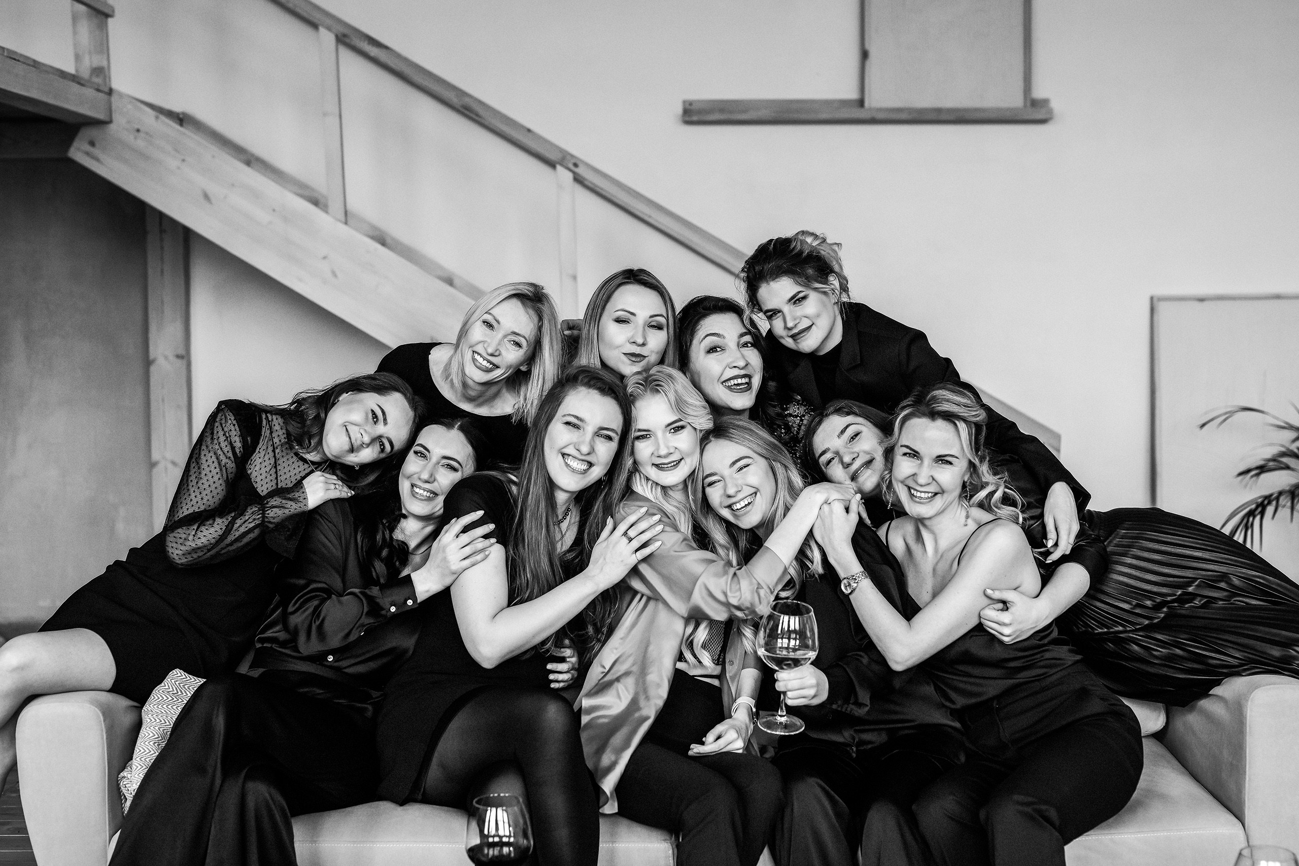 Фотограф на девичник в Красноярске: фотосессия для подруг. 📸 Свадебный и семейный фотограф в Красноярске Тихомиров Евгений | 17 лет опыта | 800+ свадеб