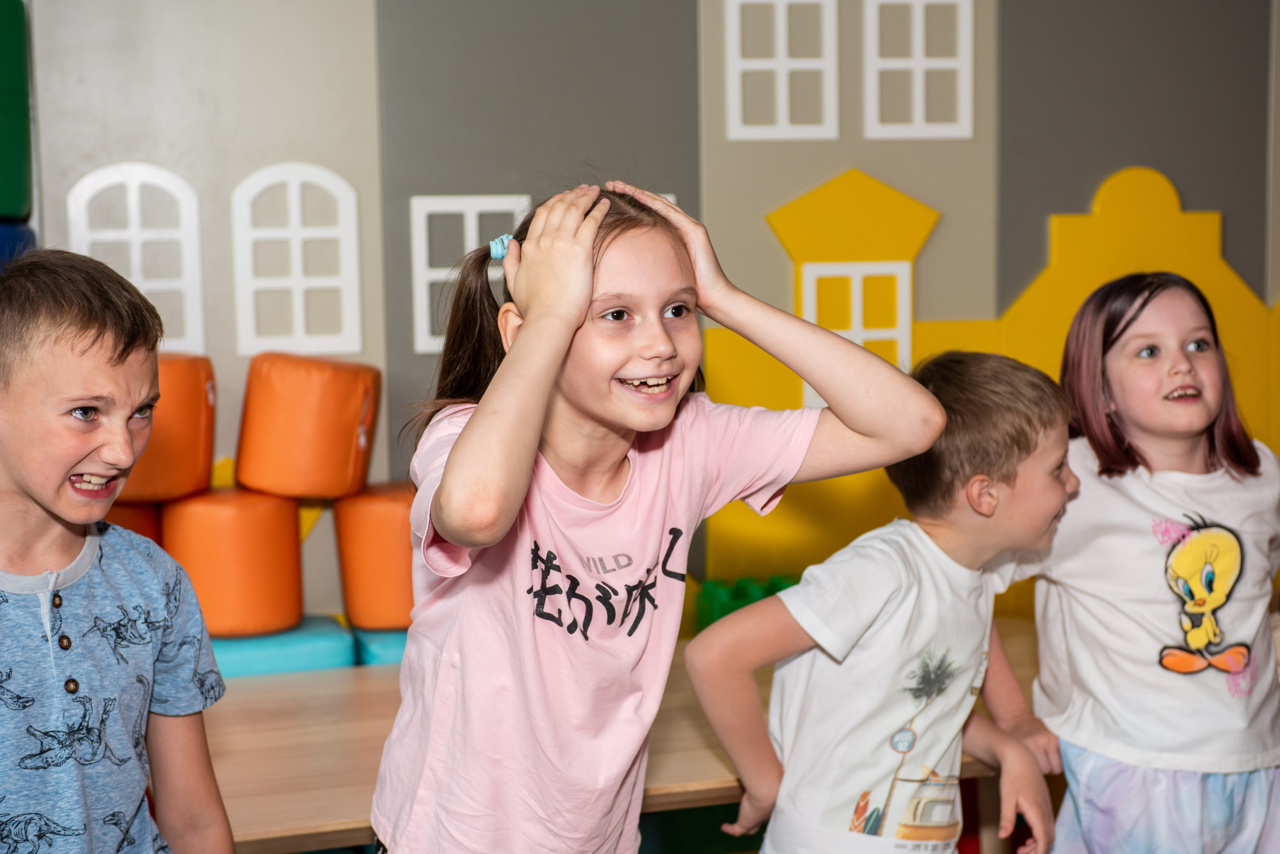 День защиты детей в ресторане «Булгур». Выпускные альбомы в Севастополе, Крыму и Екатеринбурге