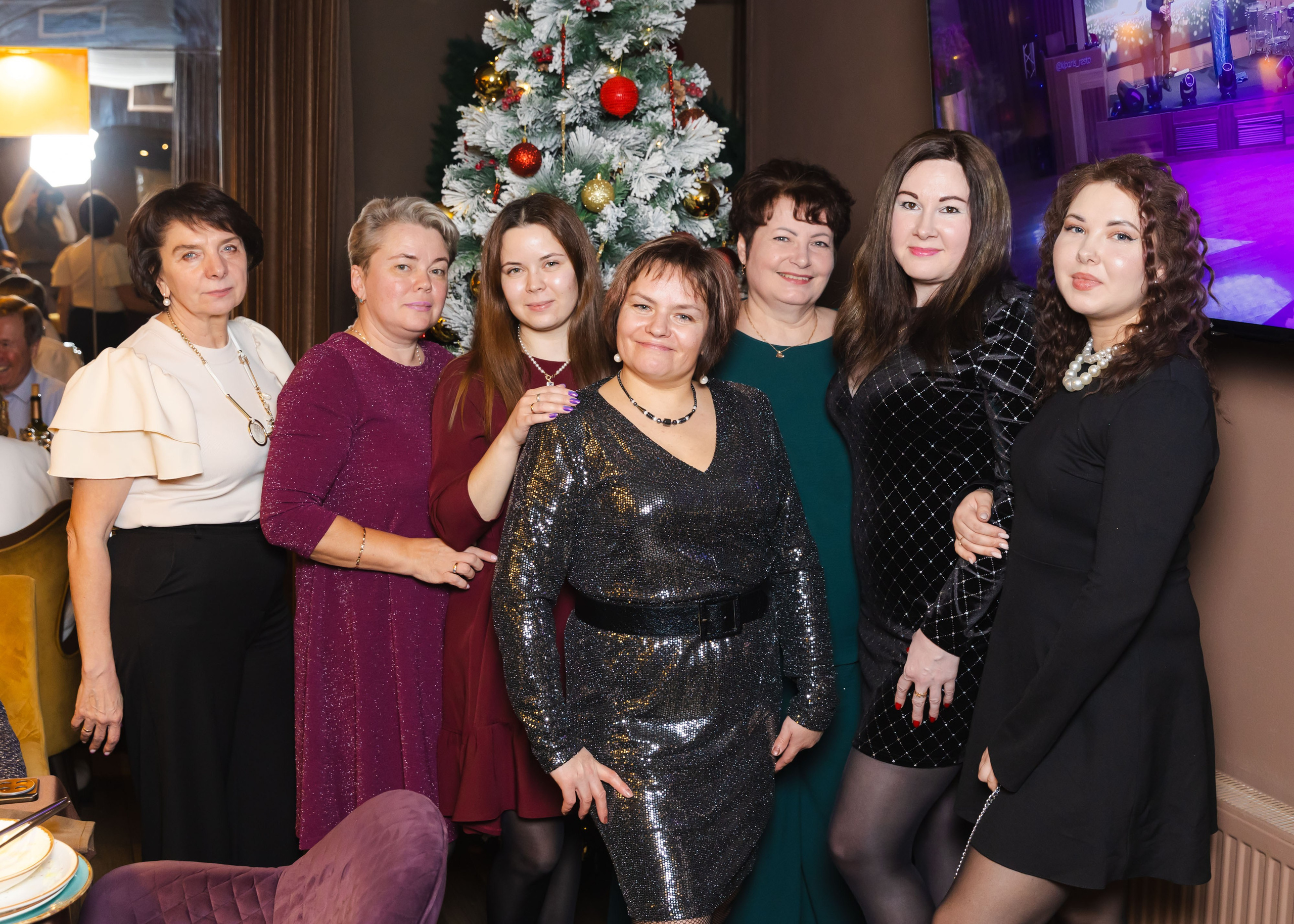 Предновогодка кипарис 2025. ФОТОГРАФ ВИНОГРАДОВА ДАРЬЯ