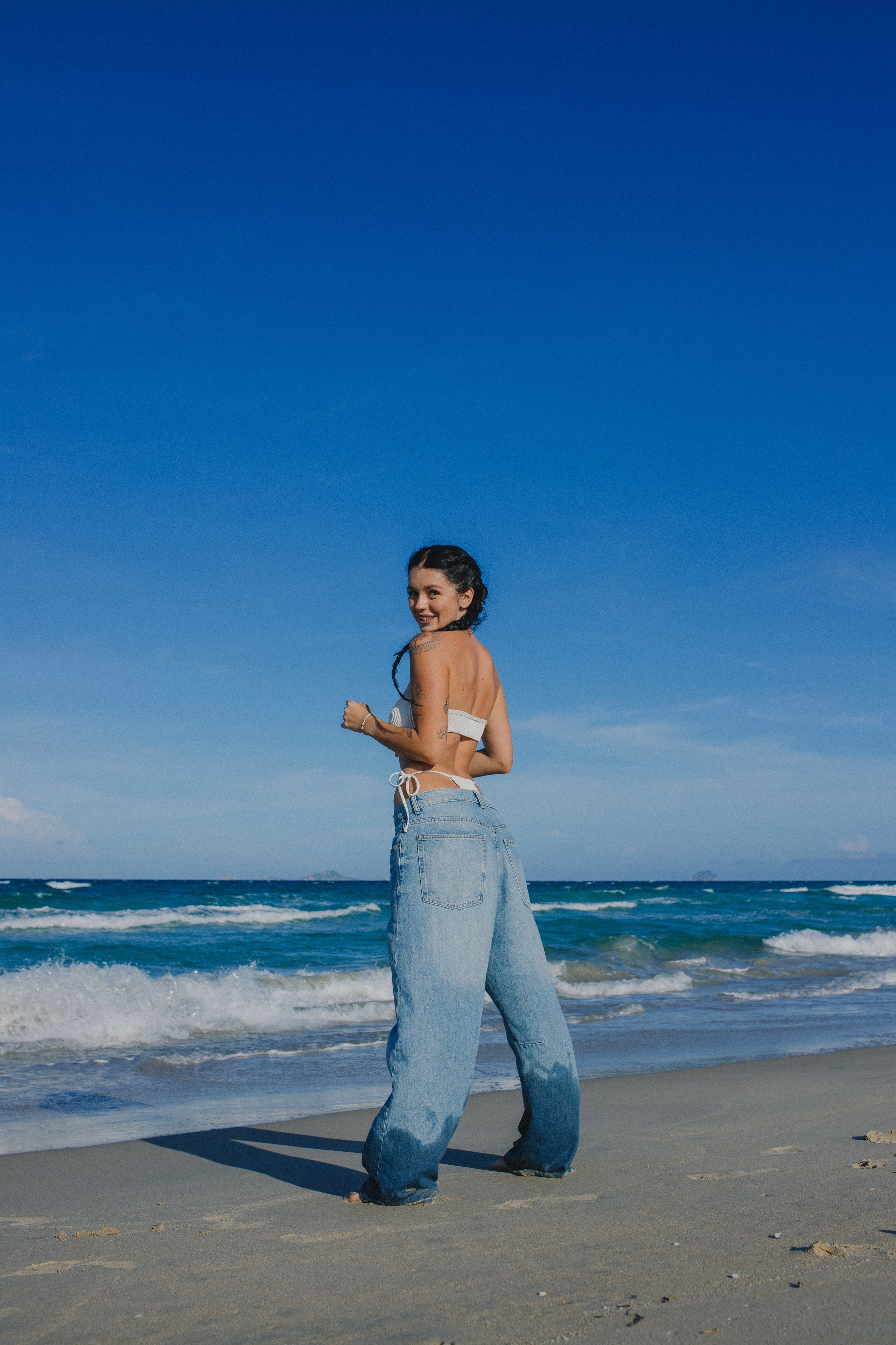 Карина на пляже Бай Дай. Главная