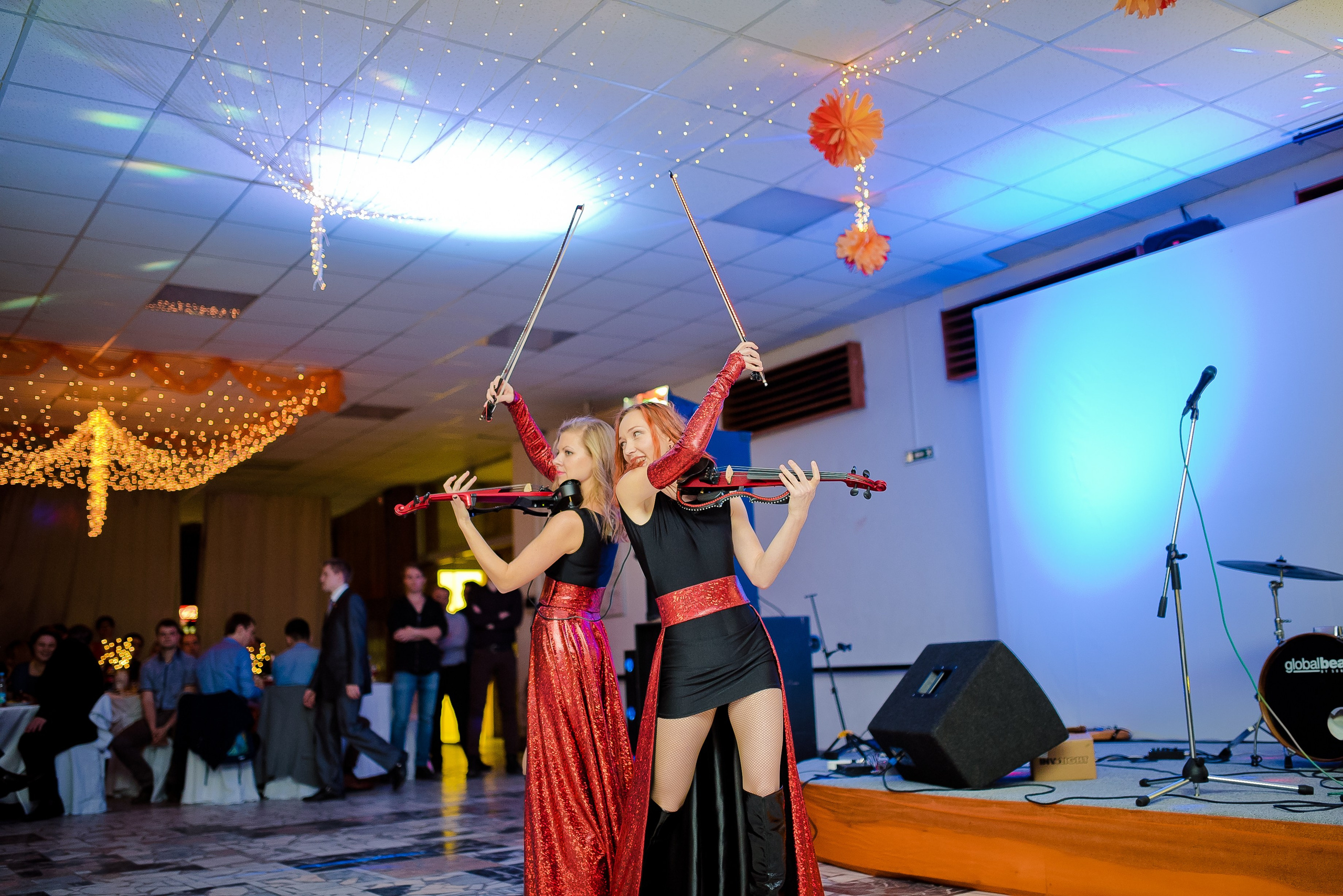 Миландер. Выпускные альбомы в Зеленограде и Москве