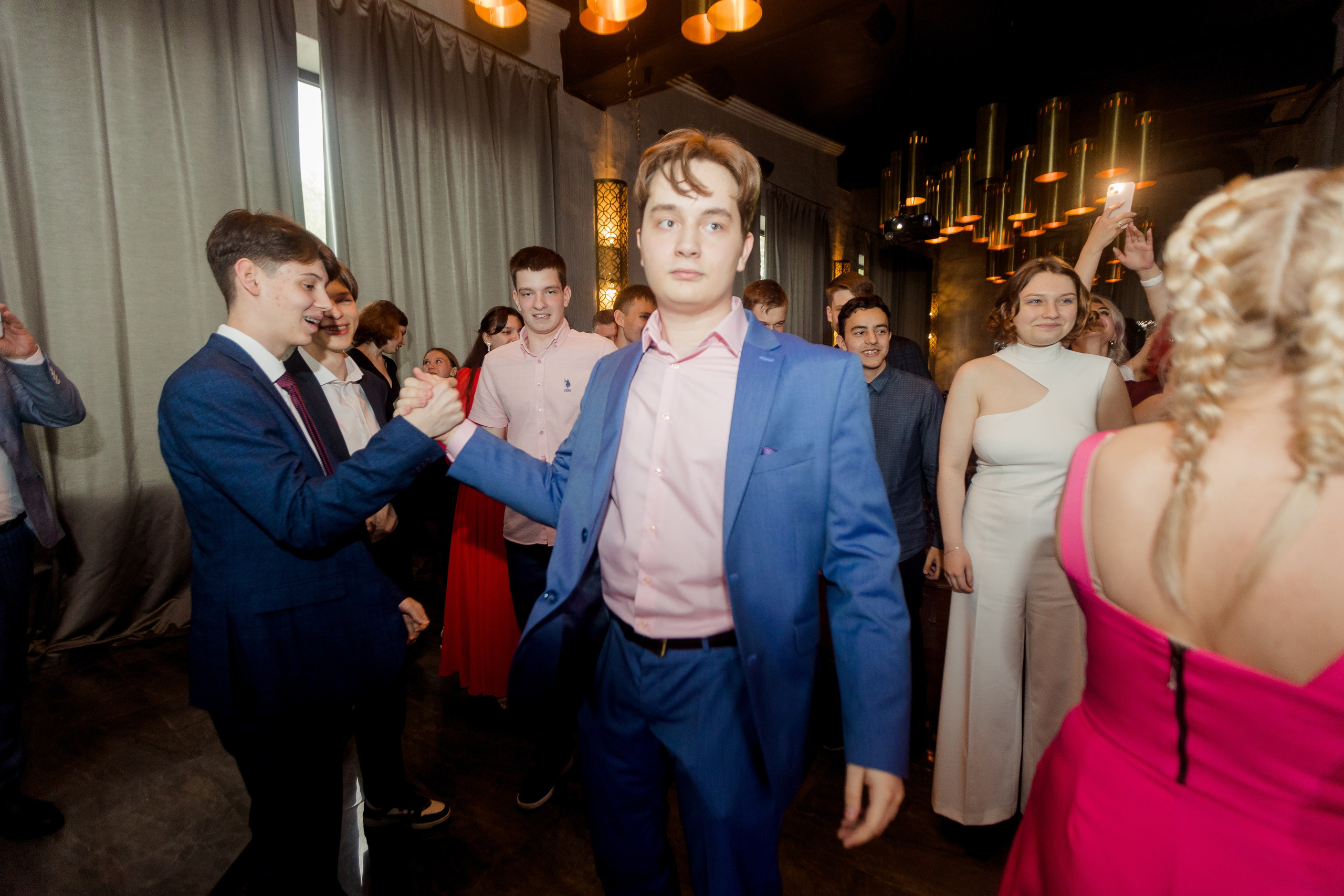 Выпускной школа 2023. Выпускные альбомы в Зеленограде и Москве