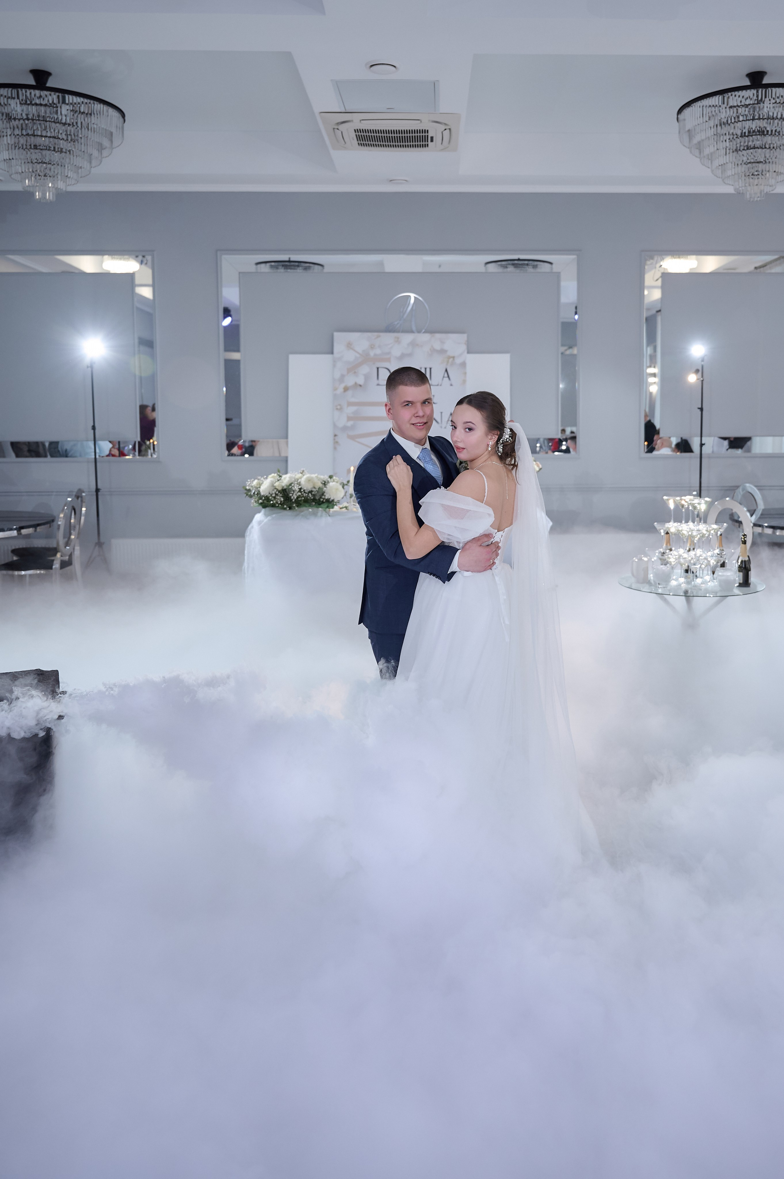 Свадебная фотосессия в СК Рояль Тула. Свадебный фотограф в Туле Никита Беляев