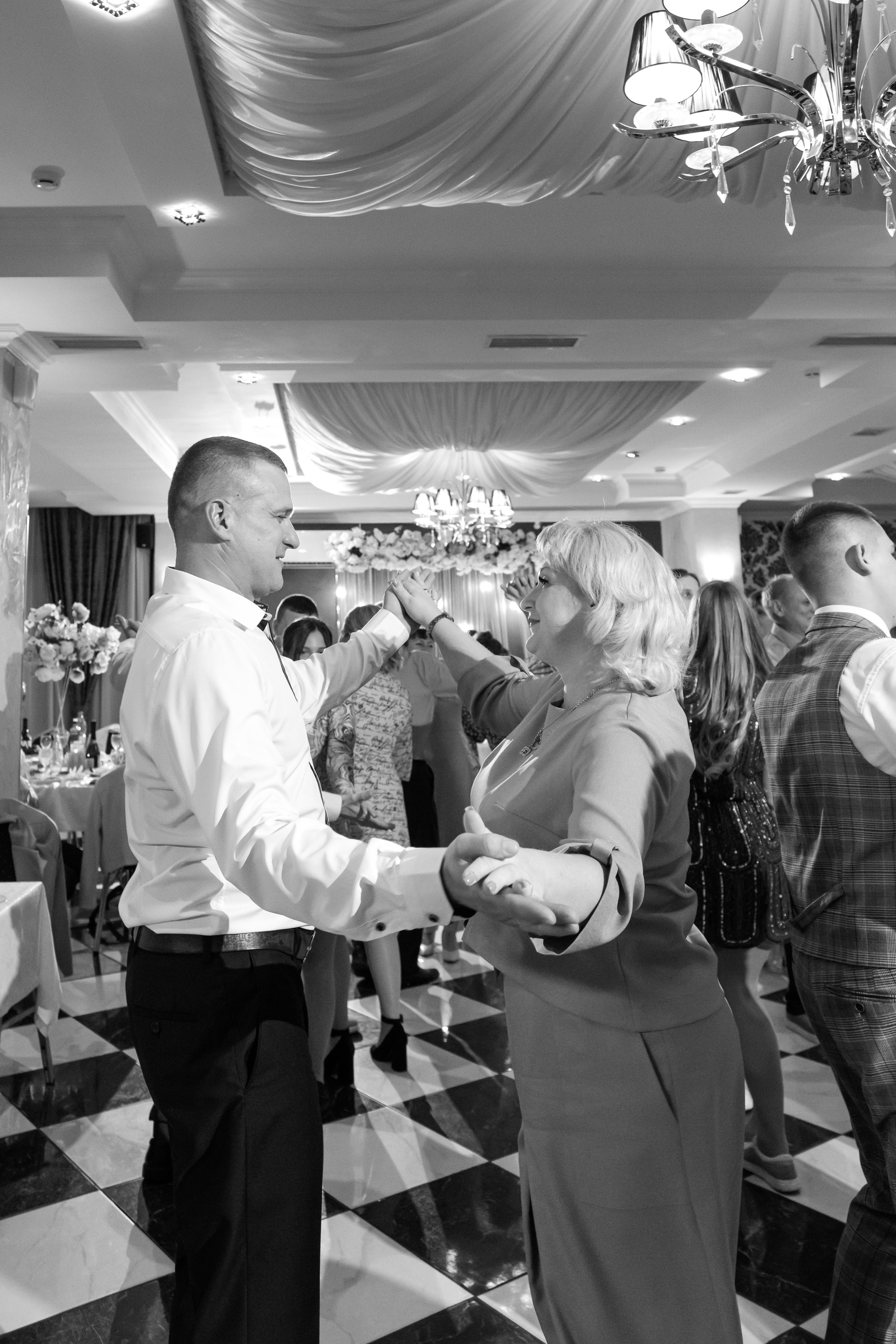 Свадебная фотосессия Волгоград. Свадебный и семейный фотограф в Волгограде Кристина Иванова