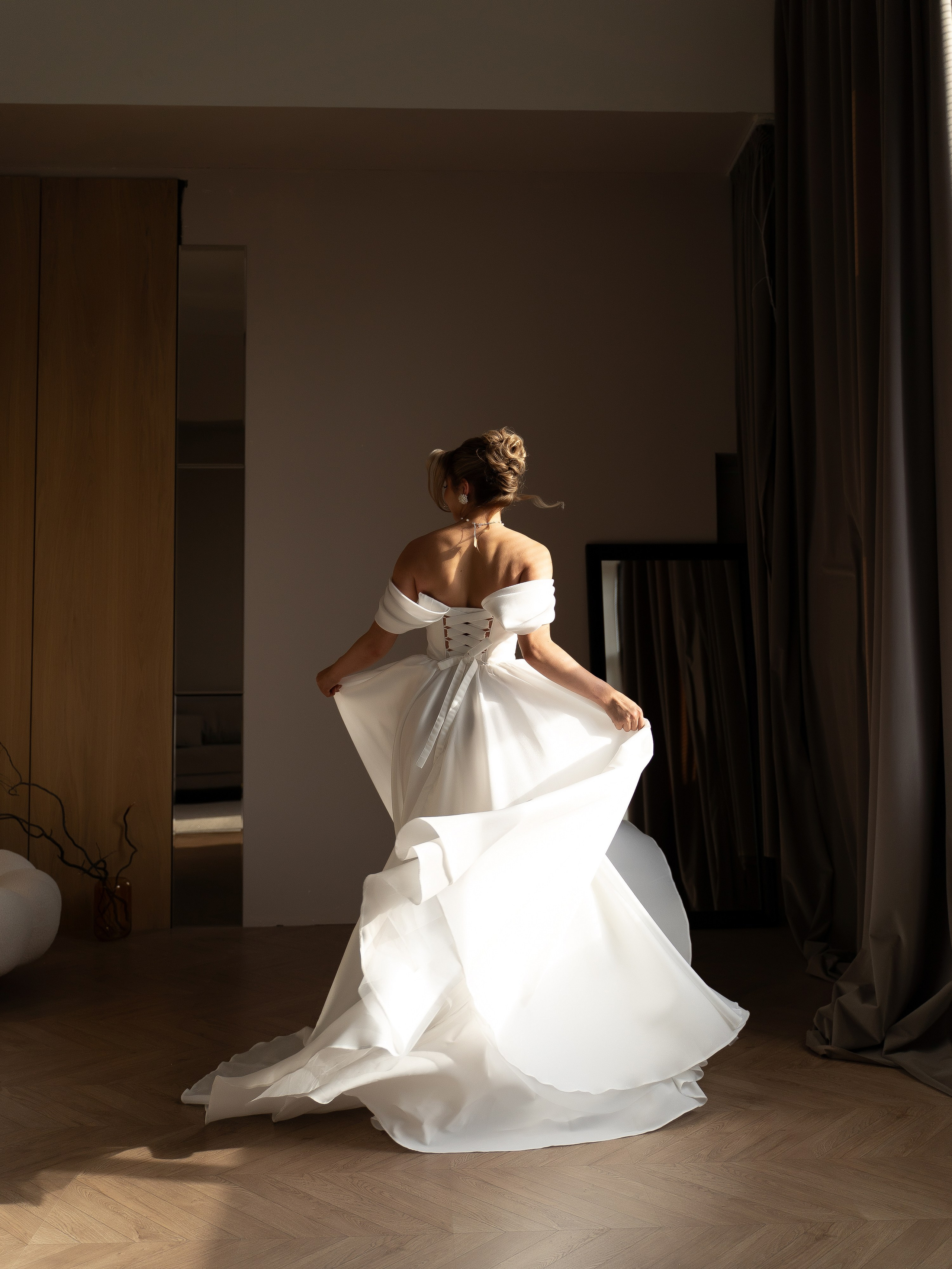 Каталог свадебных платьев. Иван Упоров — фотограф, рилсмейкер чебоксары