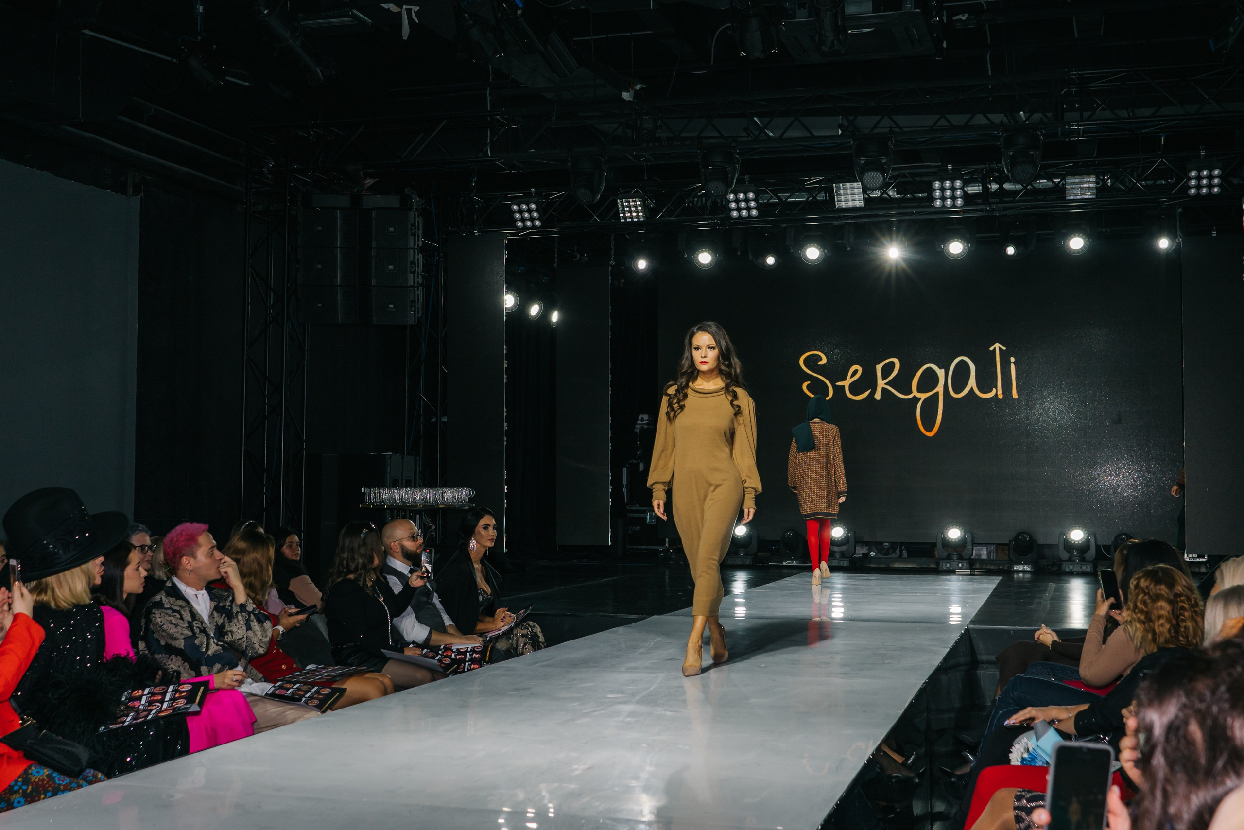 World fashion. Женский фотограф в Москве Анастасия Сидорова