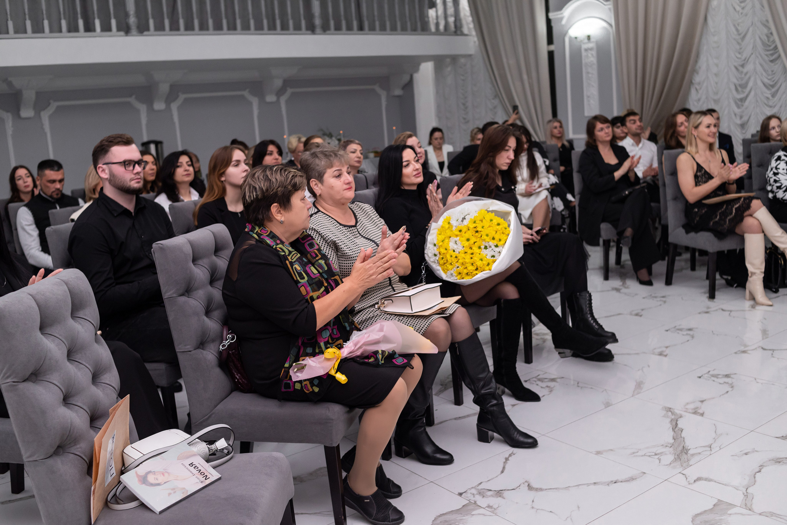 Поэтический вечер с Юлией Амшинской. Бжицких Виталий — фотограф г. Ульяновск
