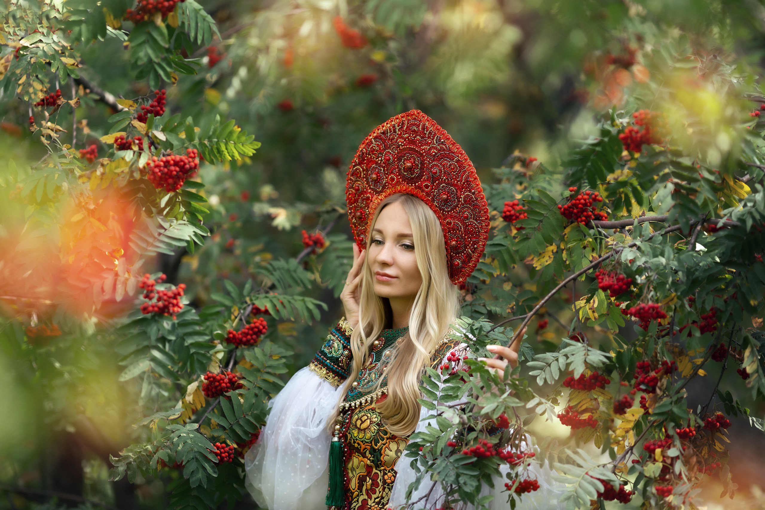 Сайт фотографа Елены Мигачевой. Сказочный фотограф , дизайнер костюмов и украшений