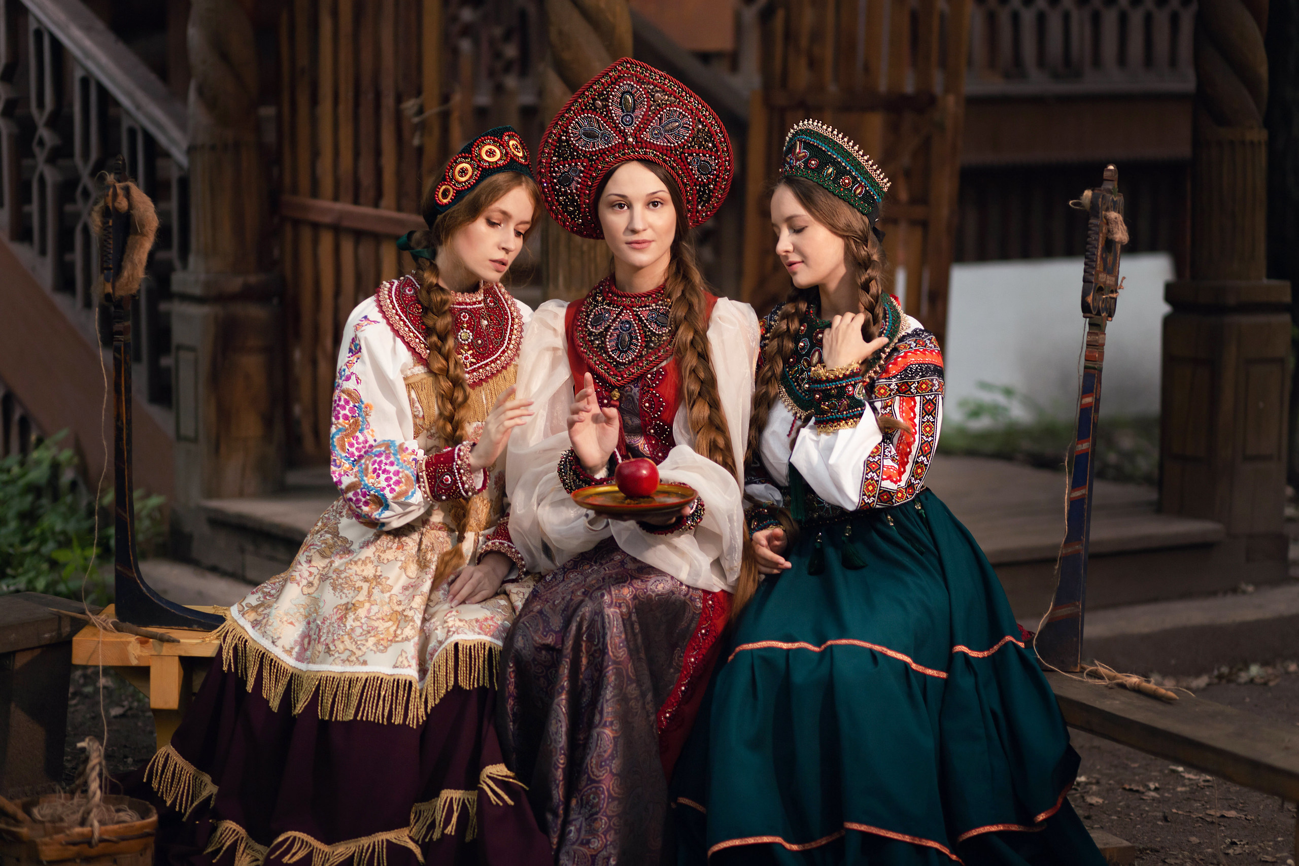 Сайт фотографа Елены Мигачевой. Сказочный фотограф , дизайнер костюмов и украшений