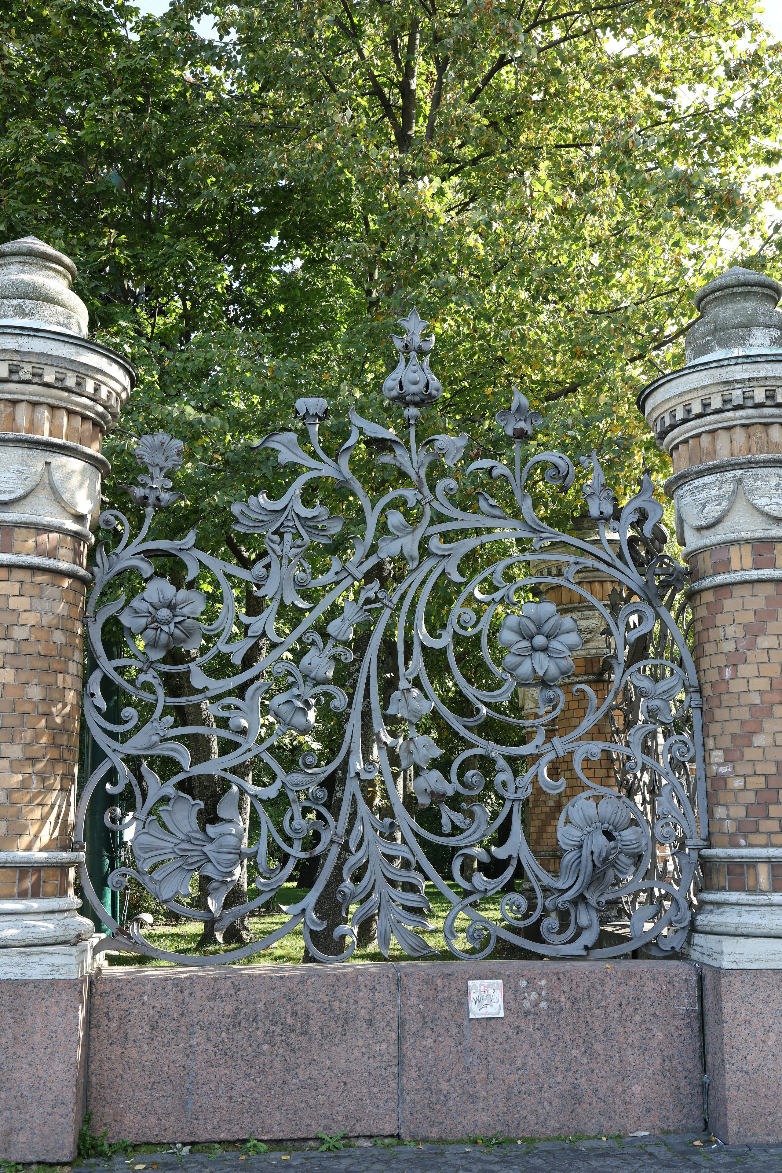 Это Питер, детка. Добро пожаловать в студию «Цифровой скульптор»  где искусство встречается с технологиями!