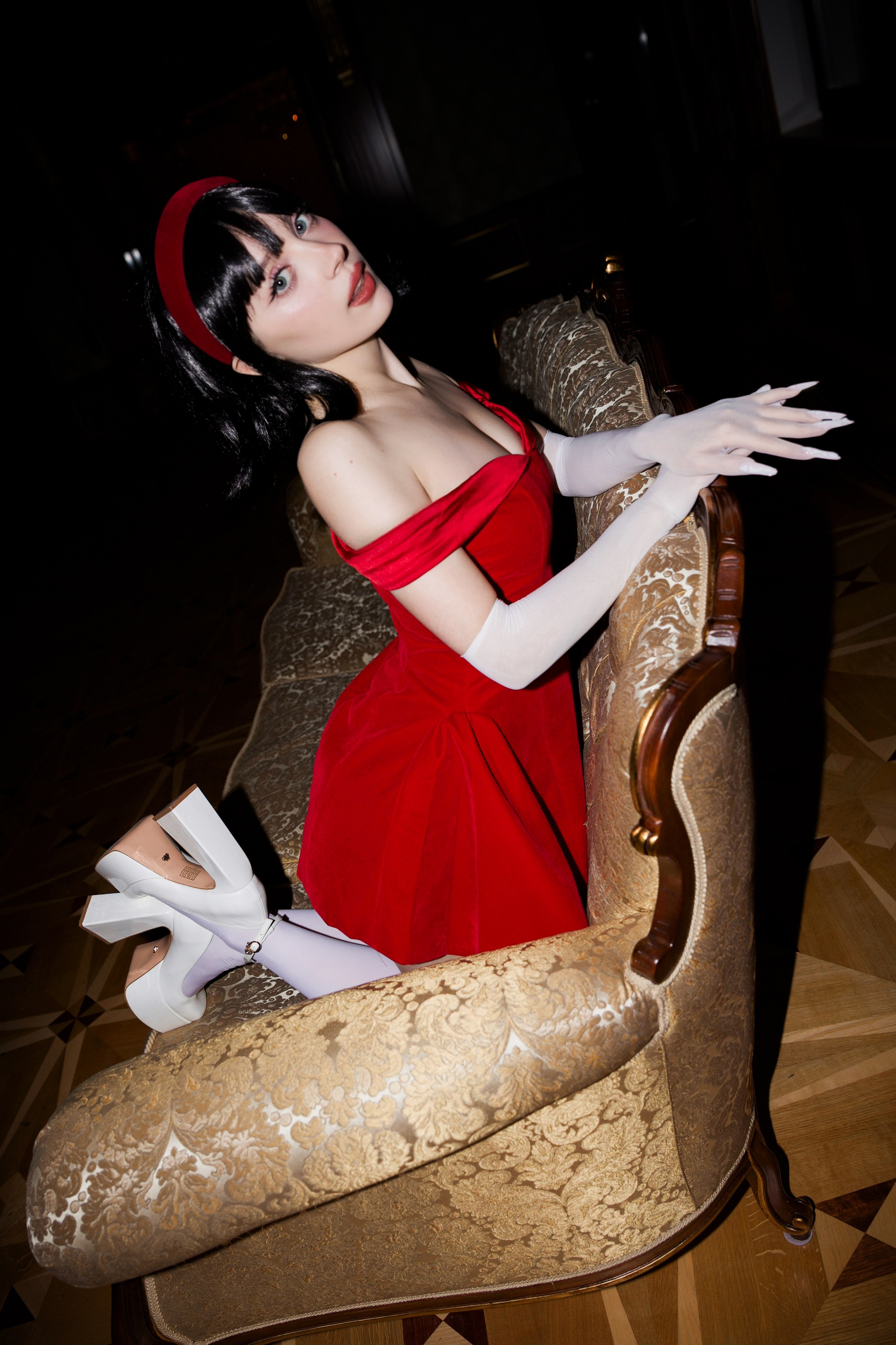 GIRLS. DRIPSTOCK MAG