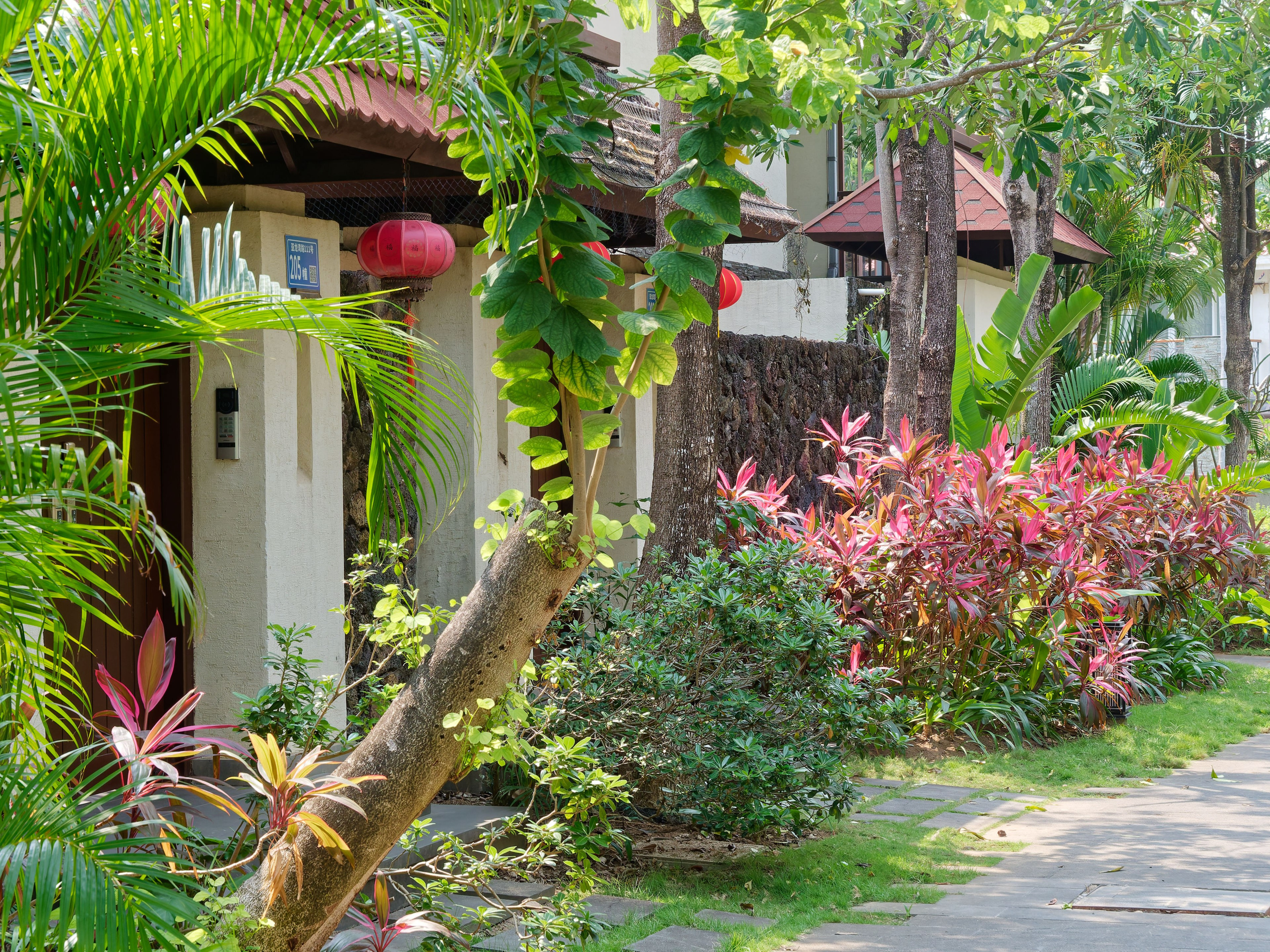 Хайнань 2026, отель «Stony Brook Villa Jianguo Resort Sanya 4*». Фотопрогулки по Миру