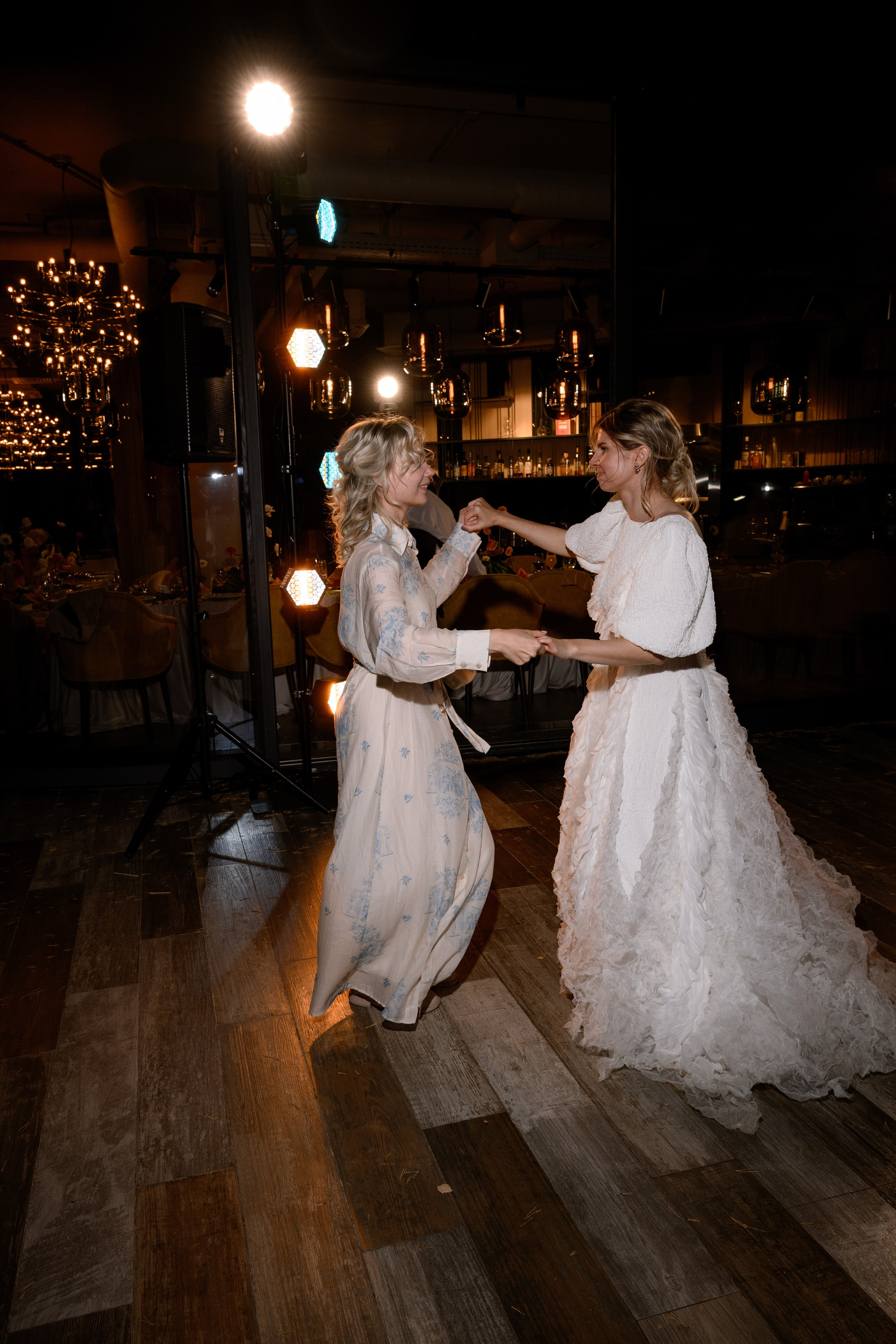 На берегу залива. Свадебный фотограф в Санкт-Петербурге, Москве, СПб Сергей Поддубный
