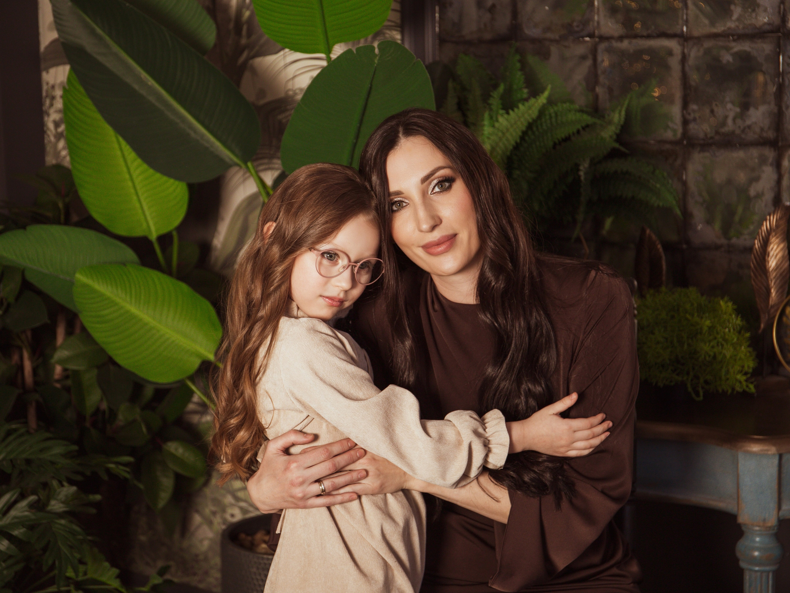 Мама с дочкой, новогодняя сьемка. Свадебный и семейный фотограф в Москве Мила Широких