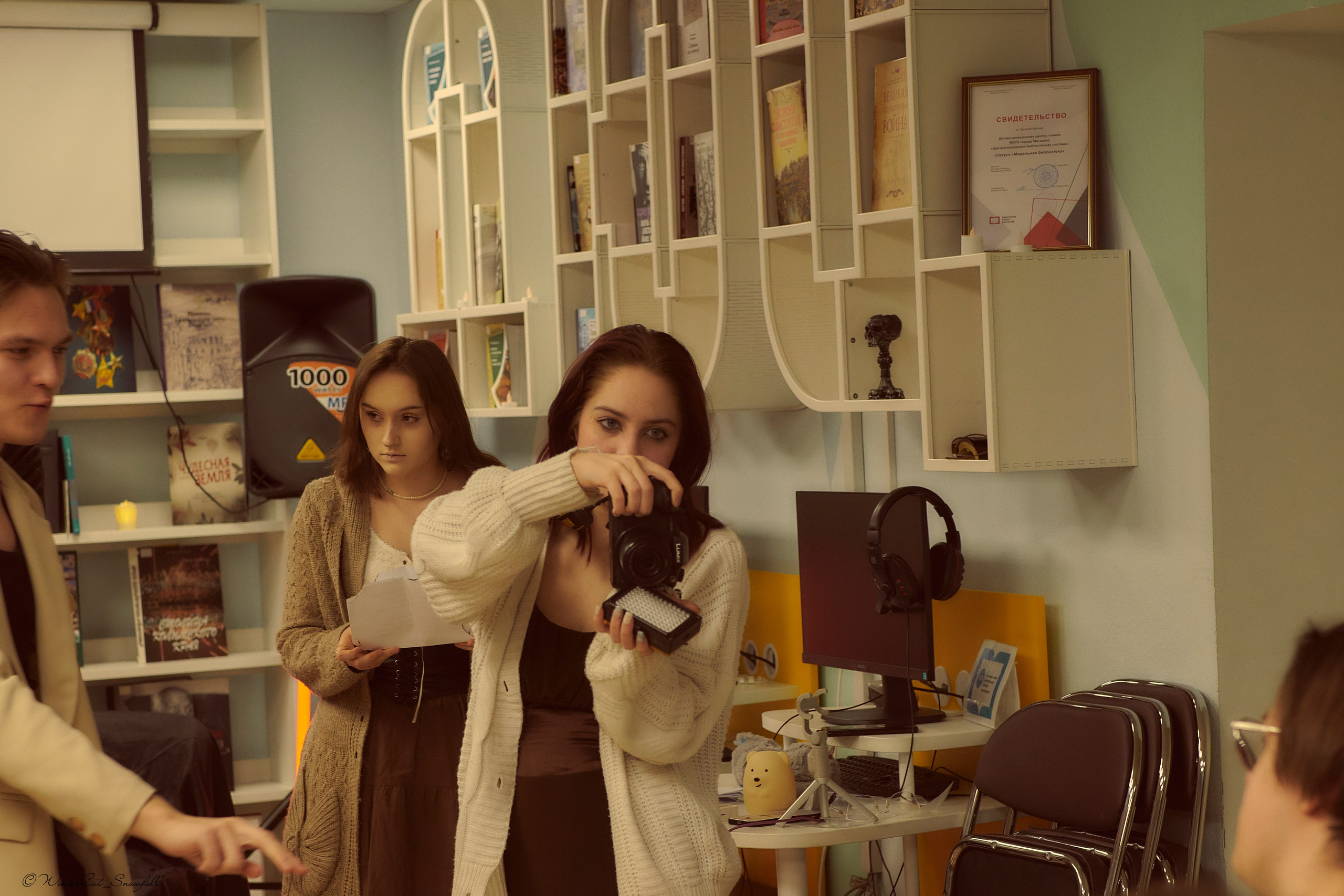 Грань Поэтический вечер. Портретный и репортажный фотограф в Магадане Андрей Нефедов WinterCatPhoto