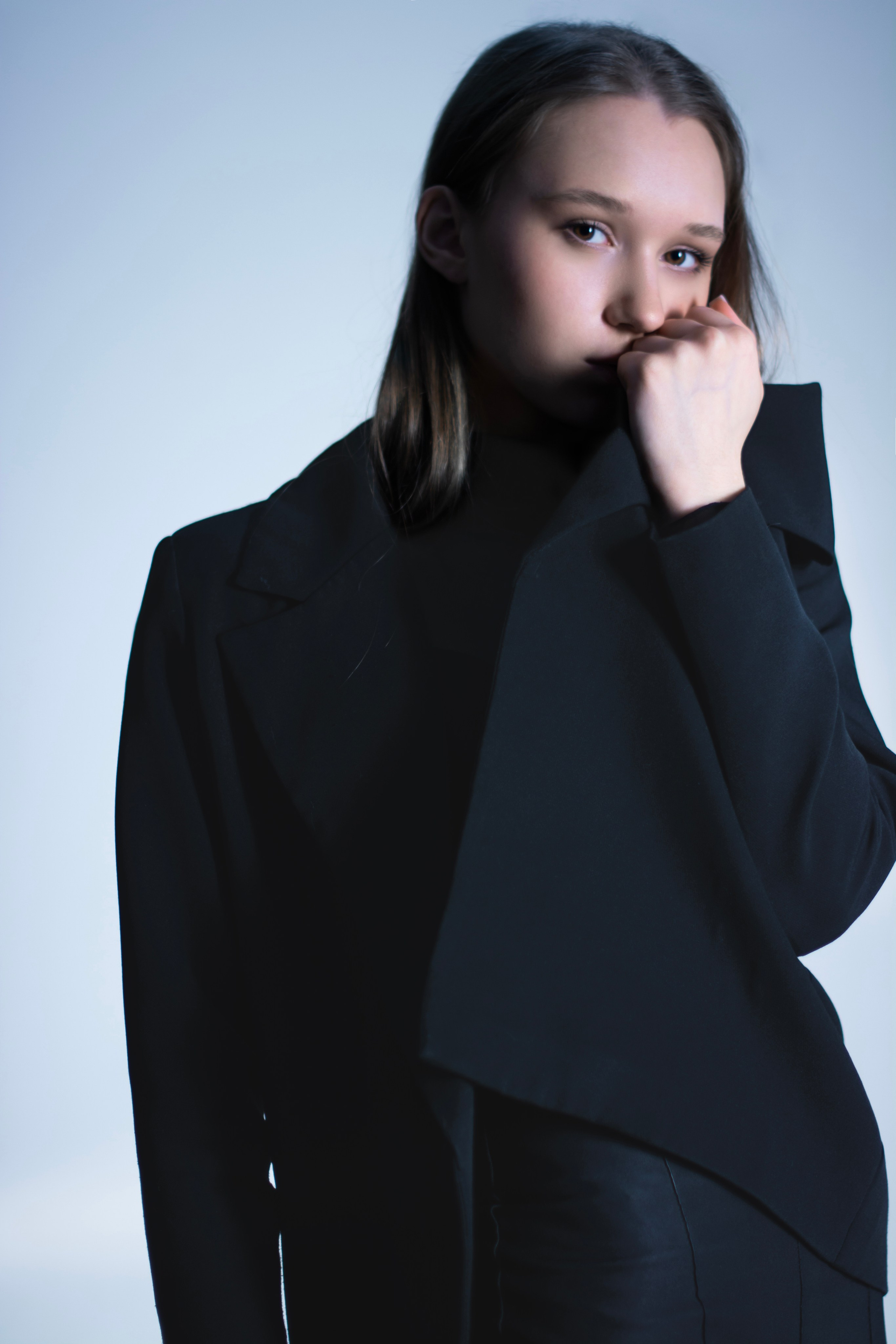 Olya. Модельный фотограф в Москве. Создаю образы в духе глянцевых журналов: откровенные, дерзкие