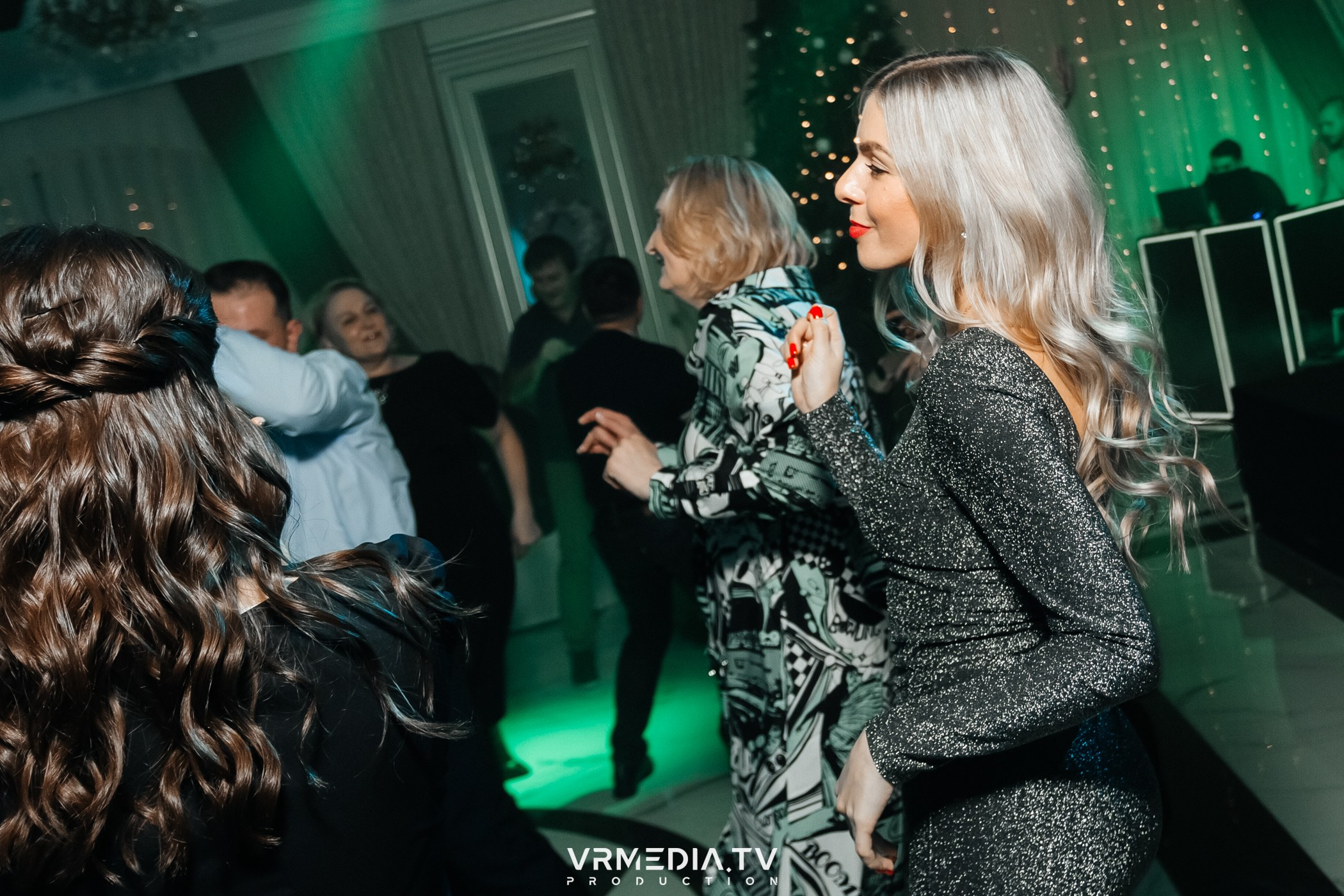 Новогодний вечер в ресторане «Лазурный Берег»