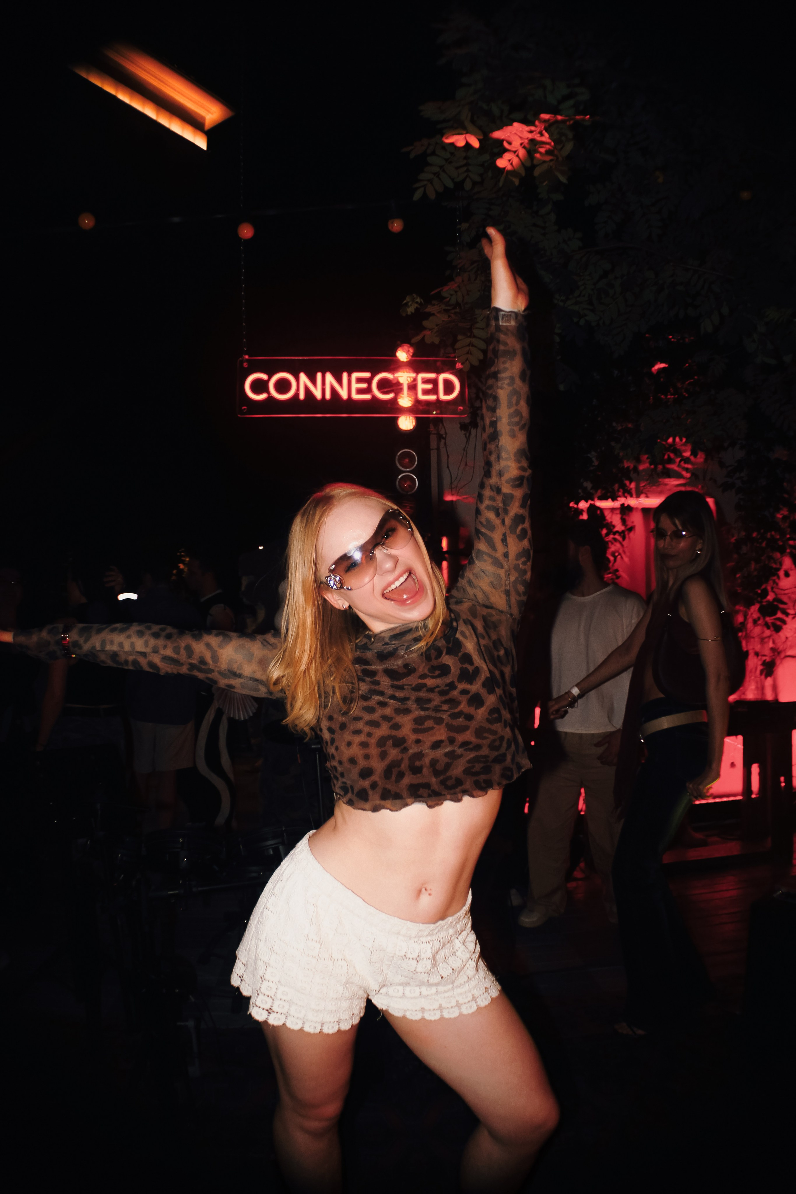 Connected sessions #2 ph by @rusagee / at YAUZA. TENZO | Creative Producer / Art Director