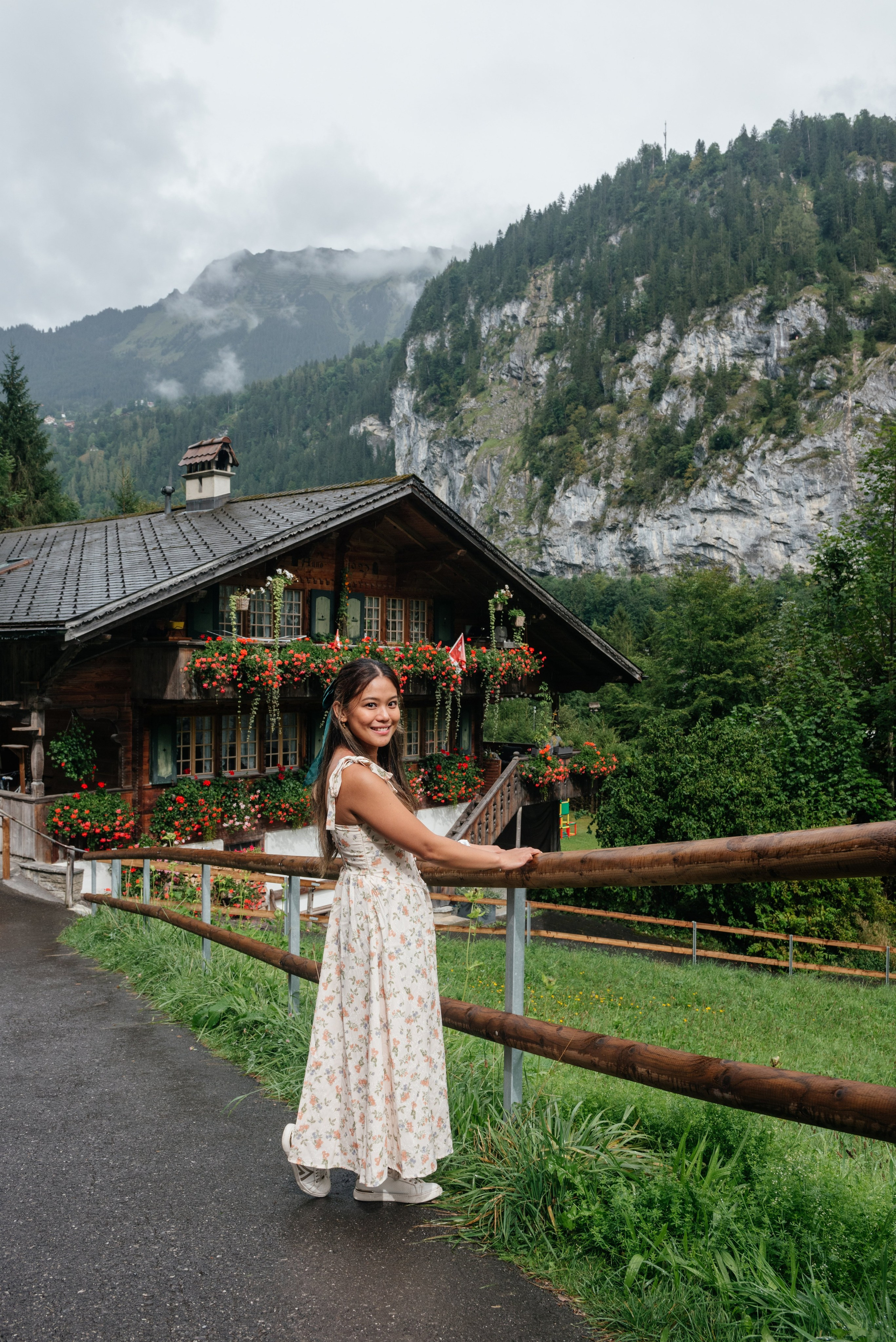 Angeline & Kenneth (Lauterbrunnen). Photographer in Interlaken area