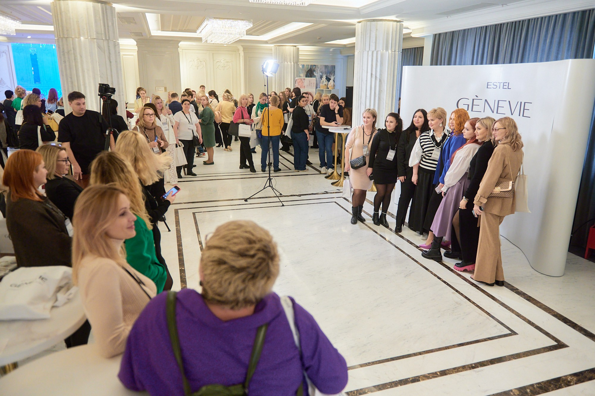 Конференция Estel. Репортажный фотограф в Москве Вадим Францев