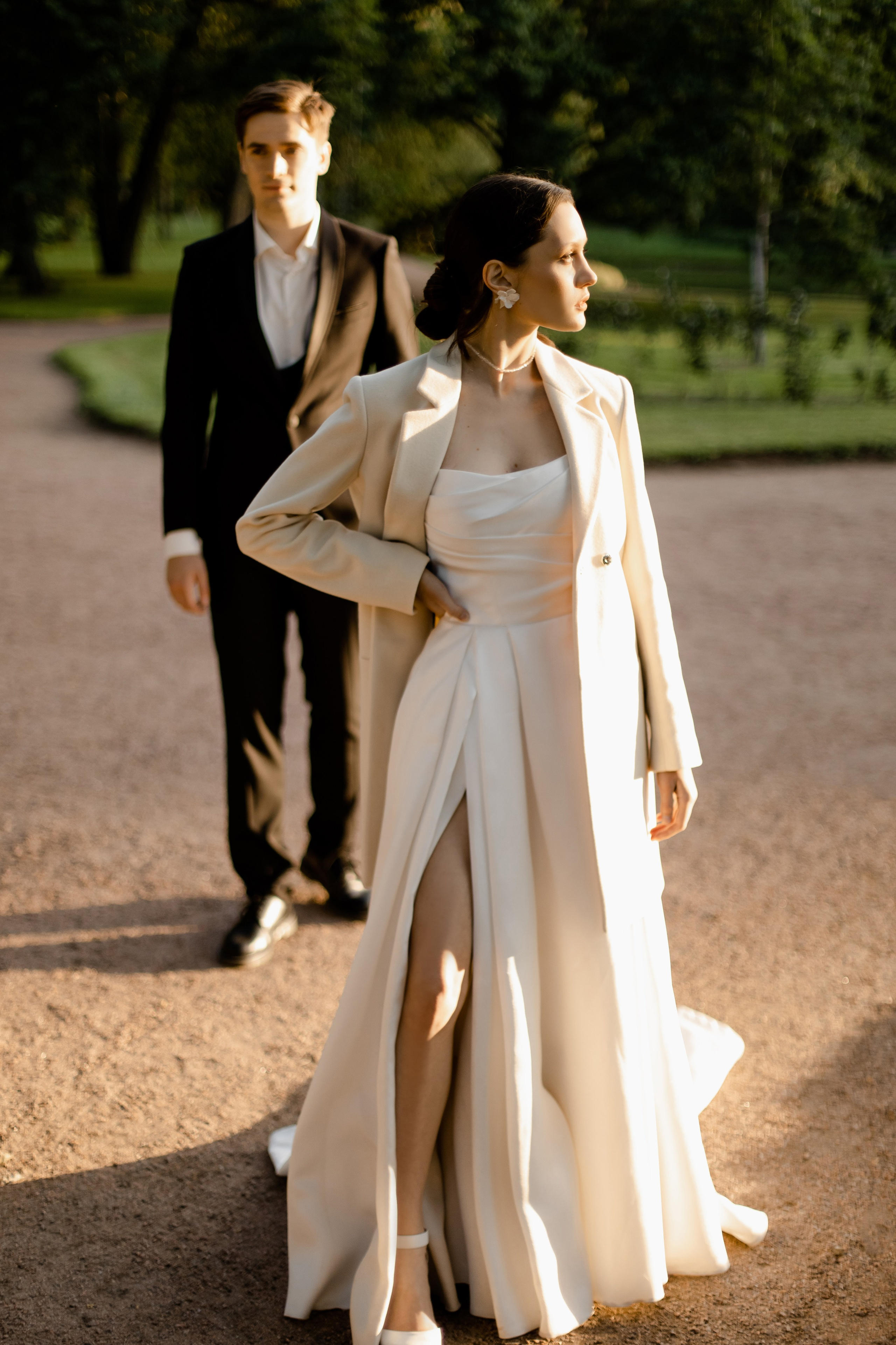 Свадебная прогулка в Ораниенбауме. Свадебный и портретный фотограф в Миассе Филиппенко Дарья