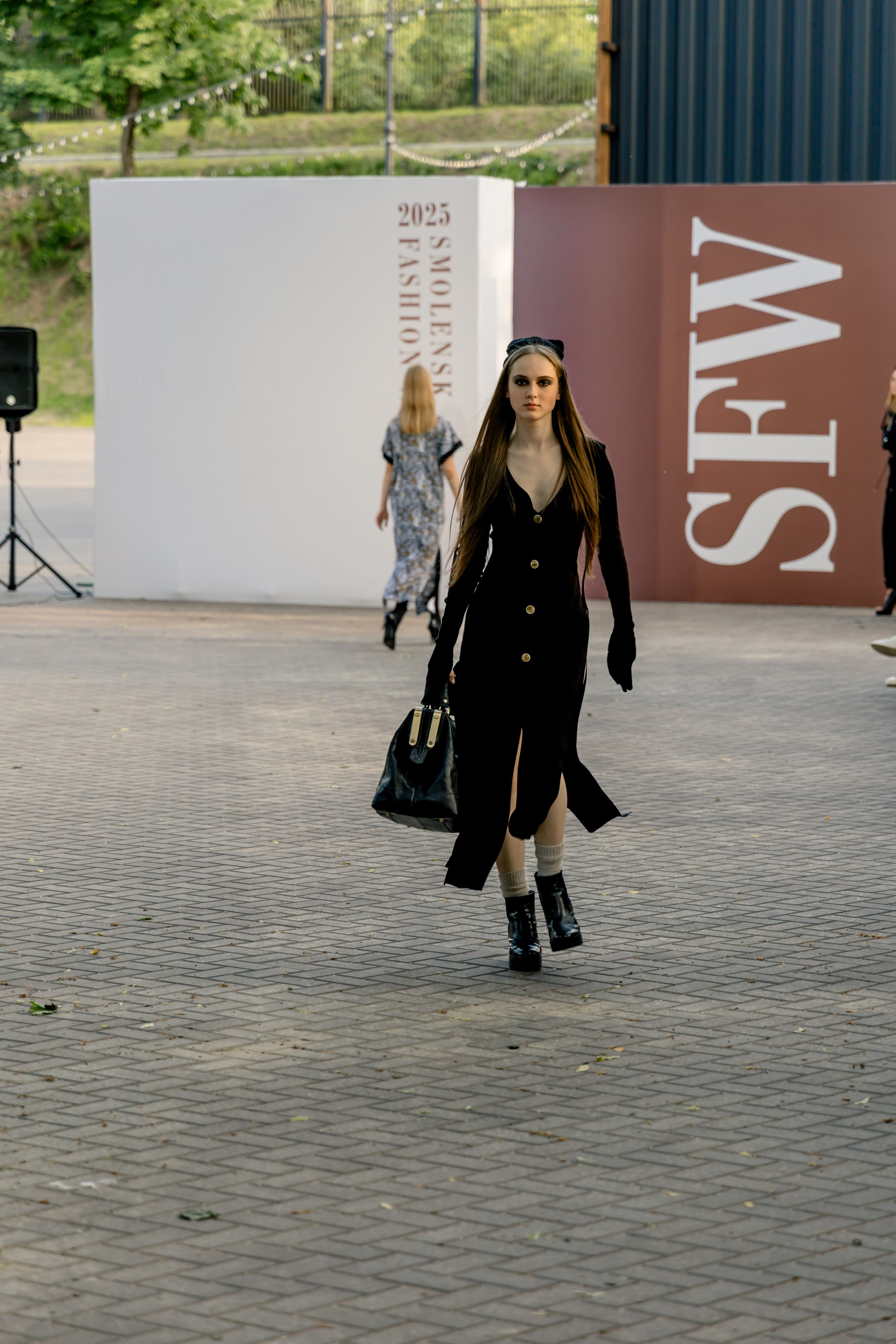 Smolensk Fashion Week 2025_показы_ДЕНЬ 1_ВЕЧЕРНИЙ ПОКАЗ_19:00. Главная