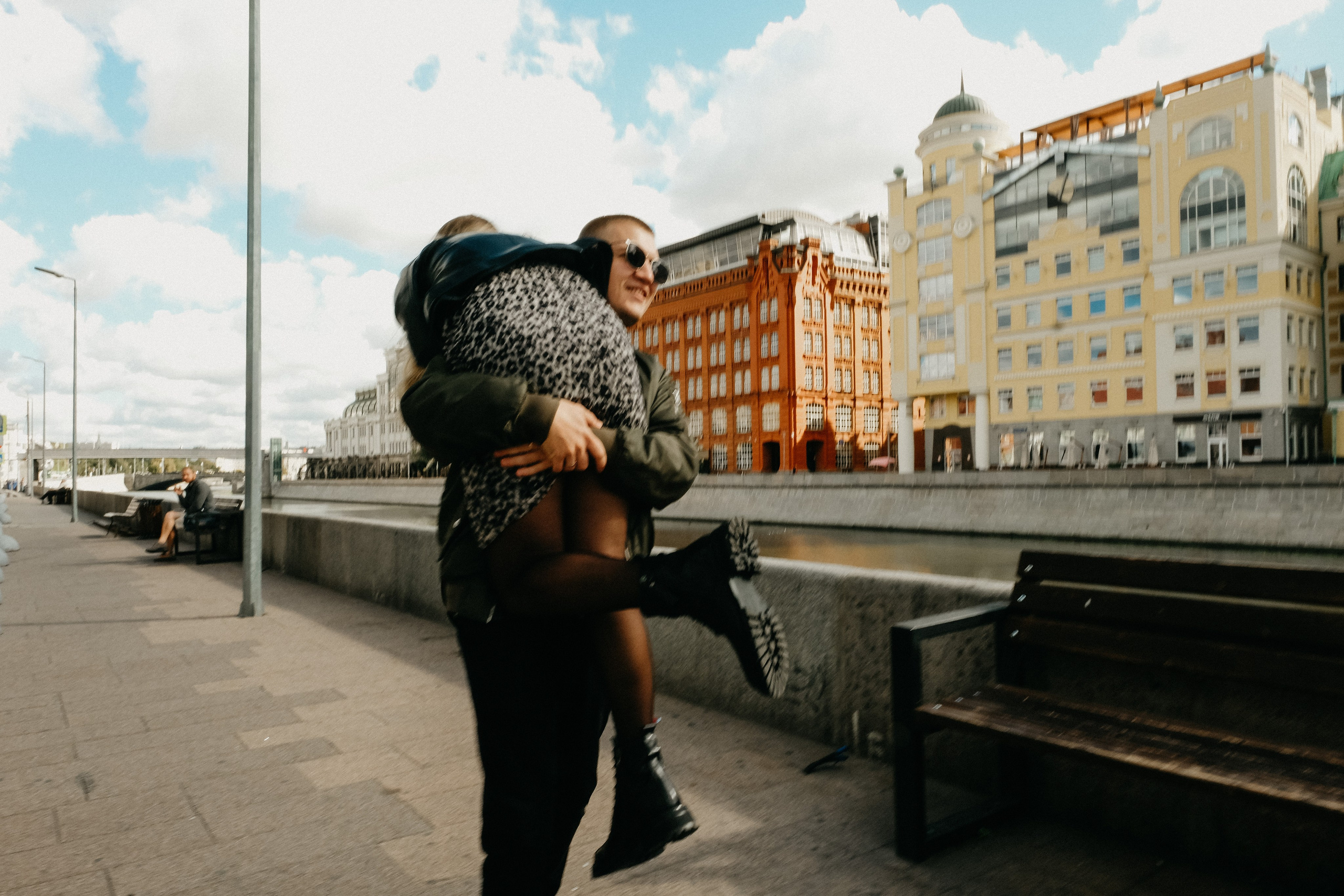 Солнце на Красном Октябре. Свадебный фотограф Александра Тюлякова