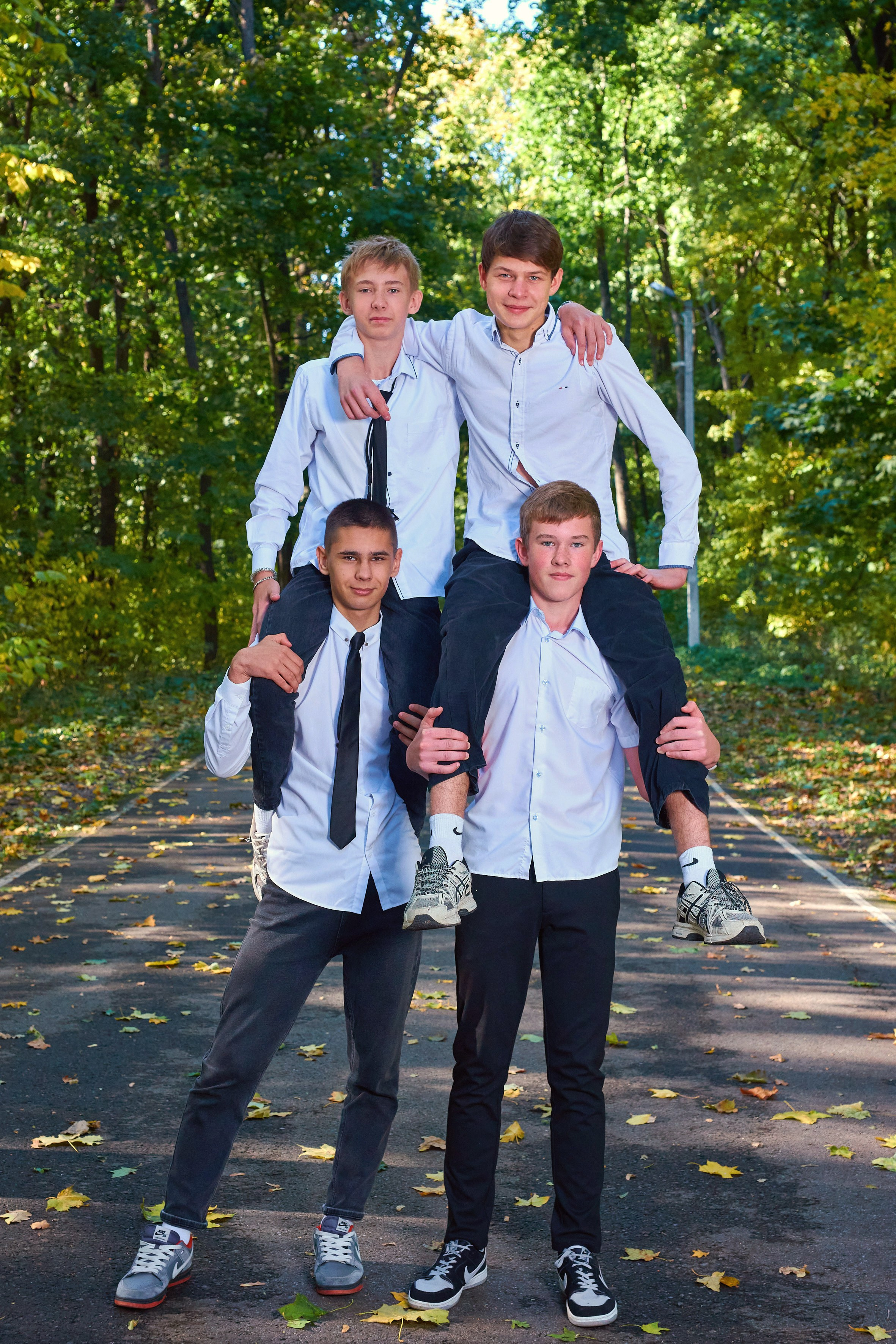 Осень в лесу. 9 класс. 2023. Childrenfoto.ru