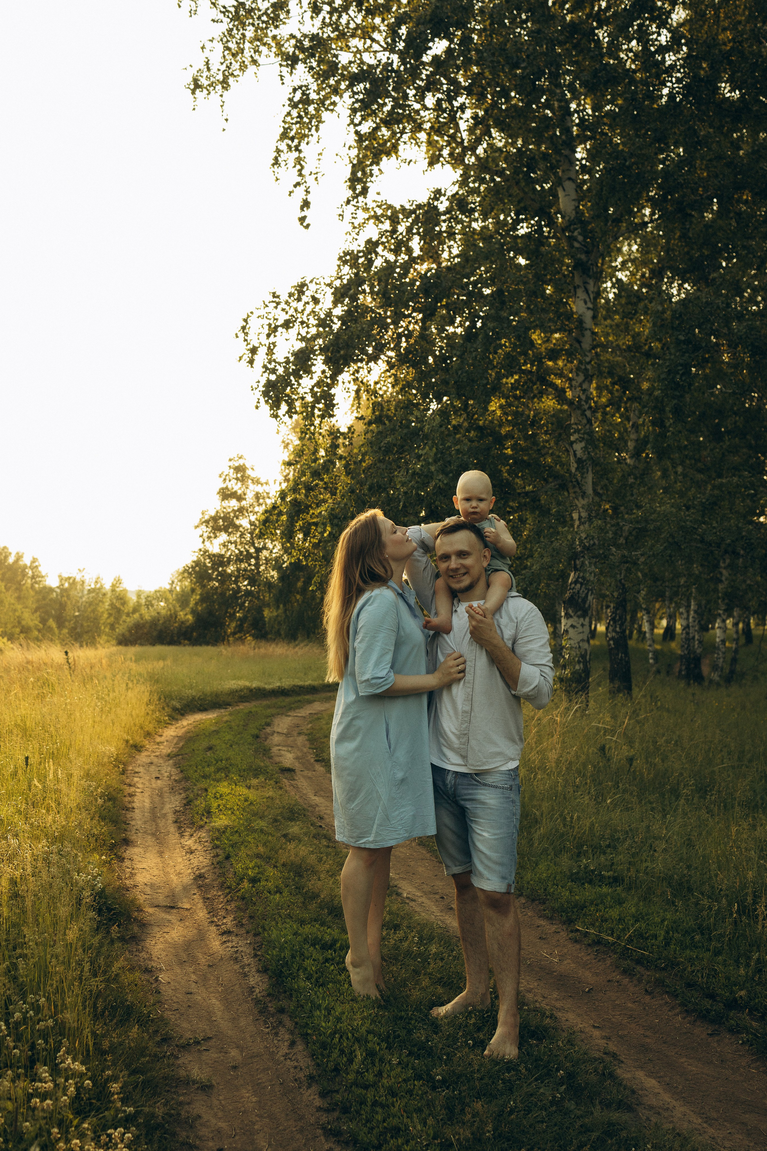 На природе. Семейный фотограф Новосибирск Фотограф на выписку Новосибирск