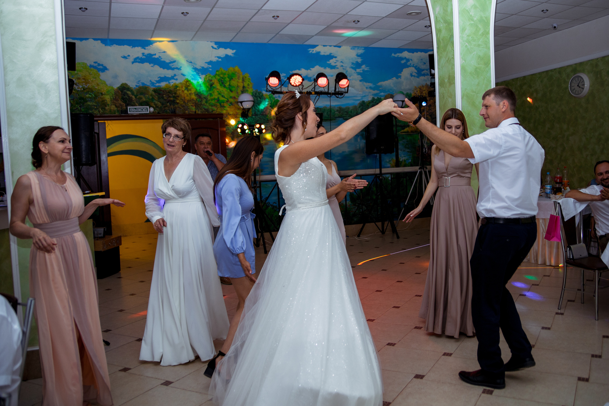 Александр + Елена. Свадебный и семейный фотограф в Михайловке Полина Крипс