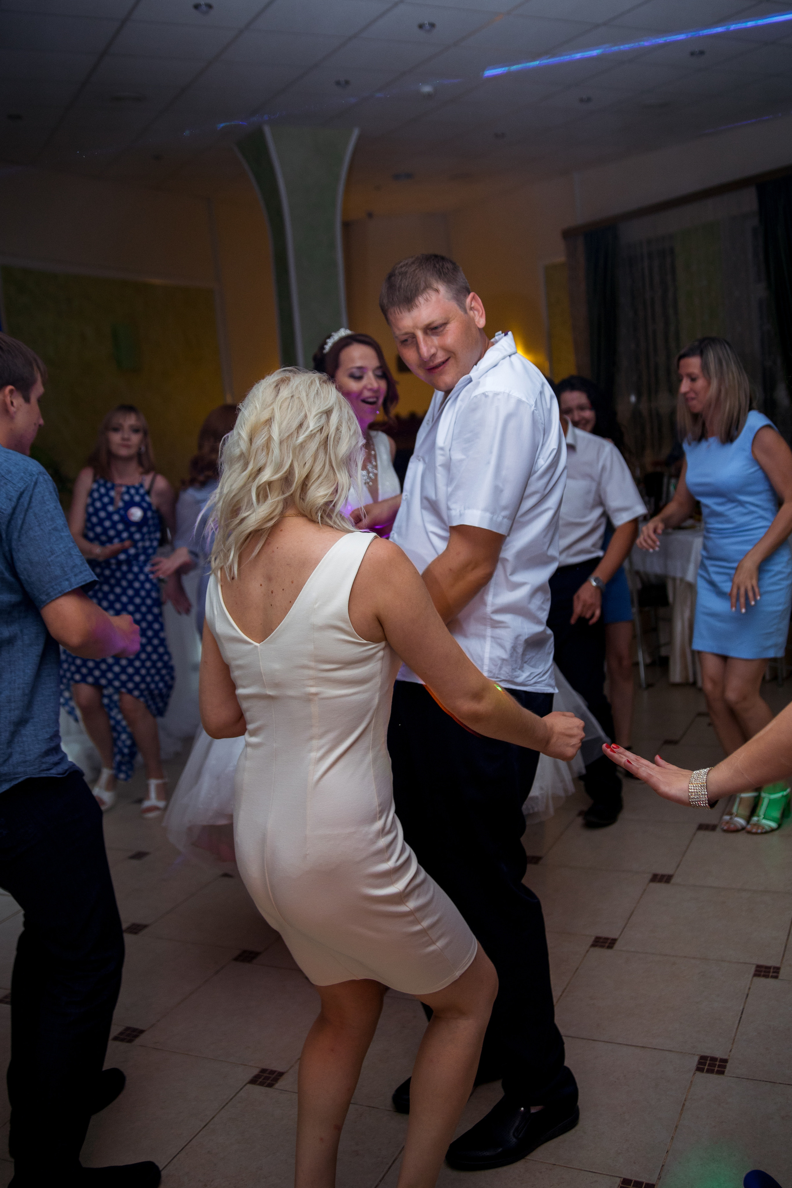 Александр + Елена. Свадебный и семейный фотограф в Михайловке Полина Крипс