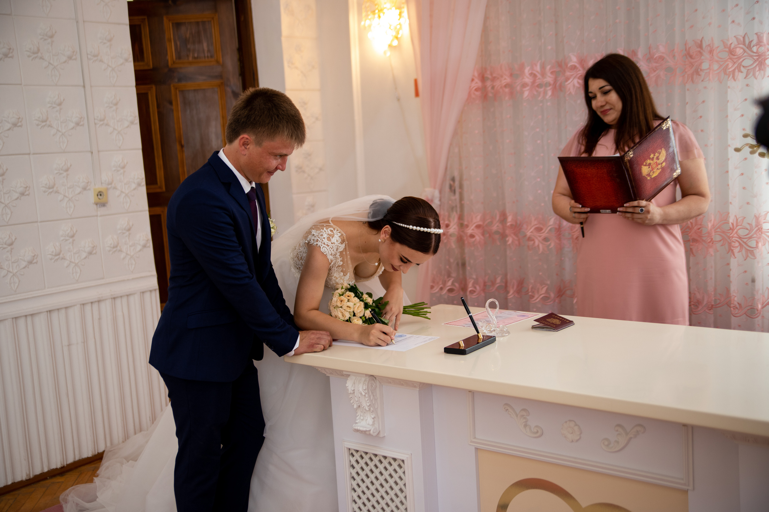 Константин + Арина. Свадебный и семейный фотограф в Михайловке Полина Крипс