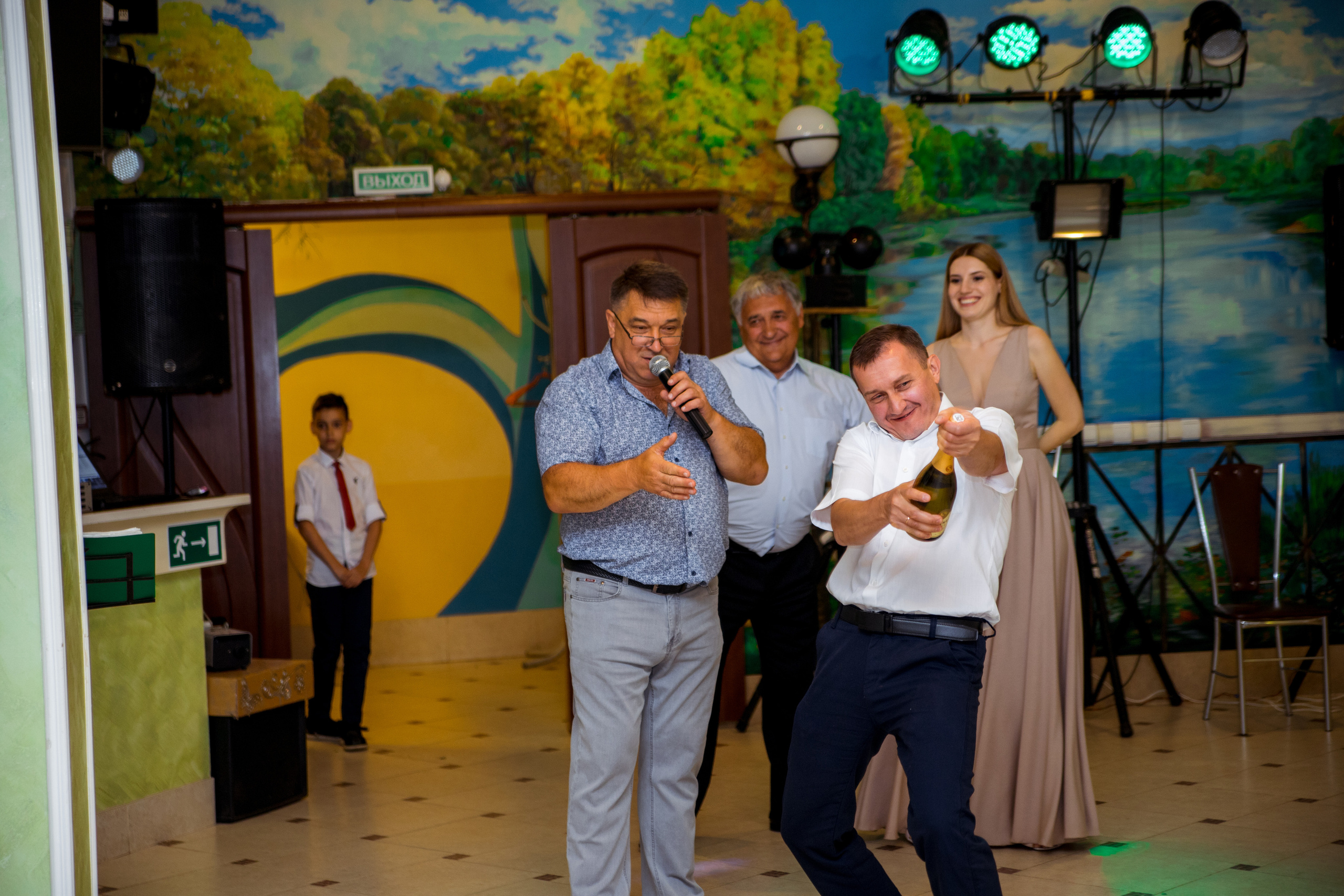 Александр + Елена. Свадебный и семейный фотограф в Михайловке Полина Крипс