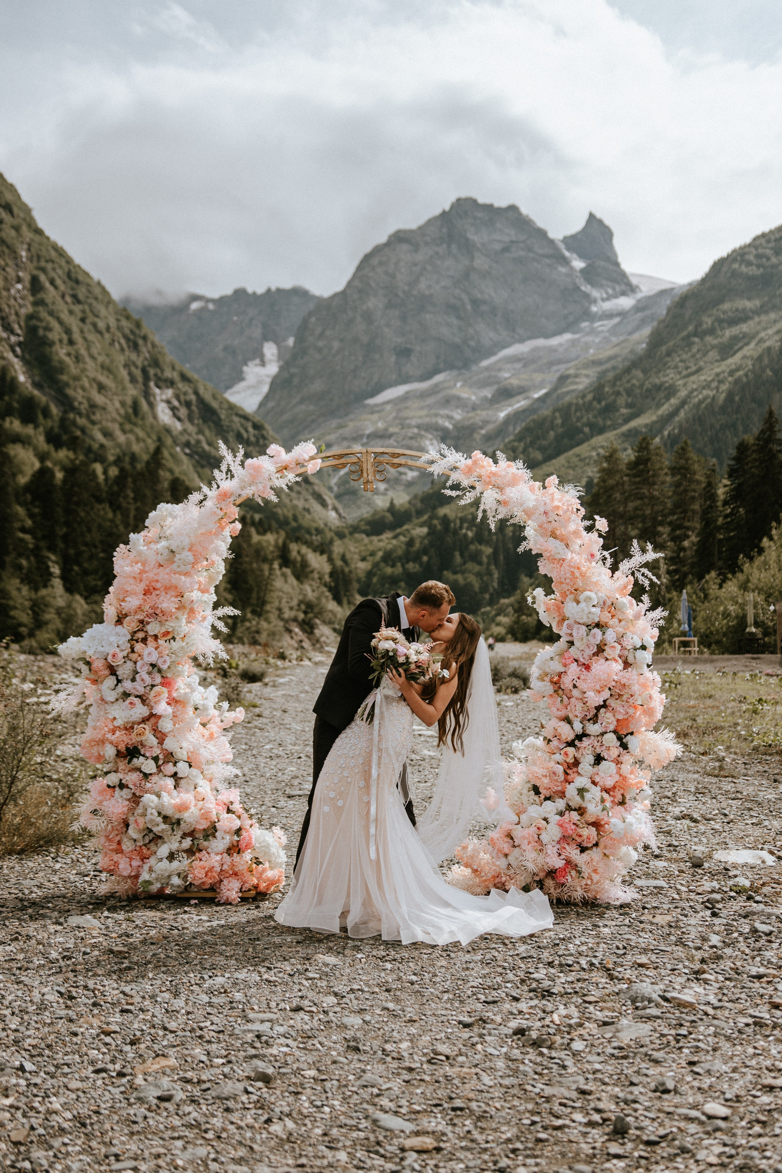 ANDREY & ELIZAVETA | DOMBAY. Фотограф Настя Конник | Пятигорск | Эльбрус | Домбай | Архыз