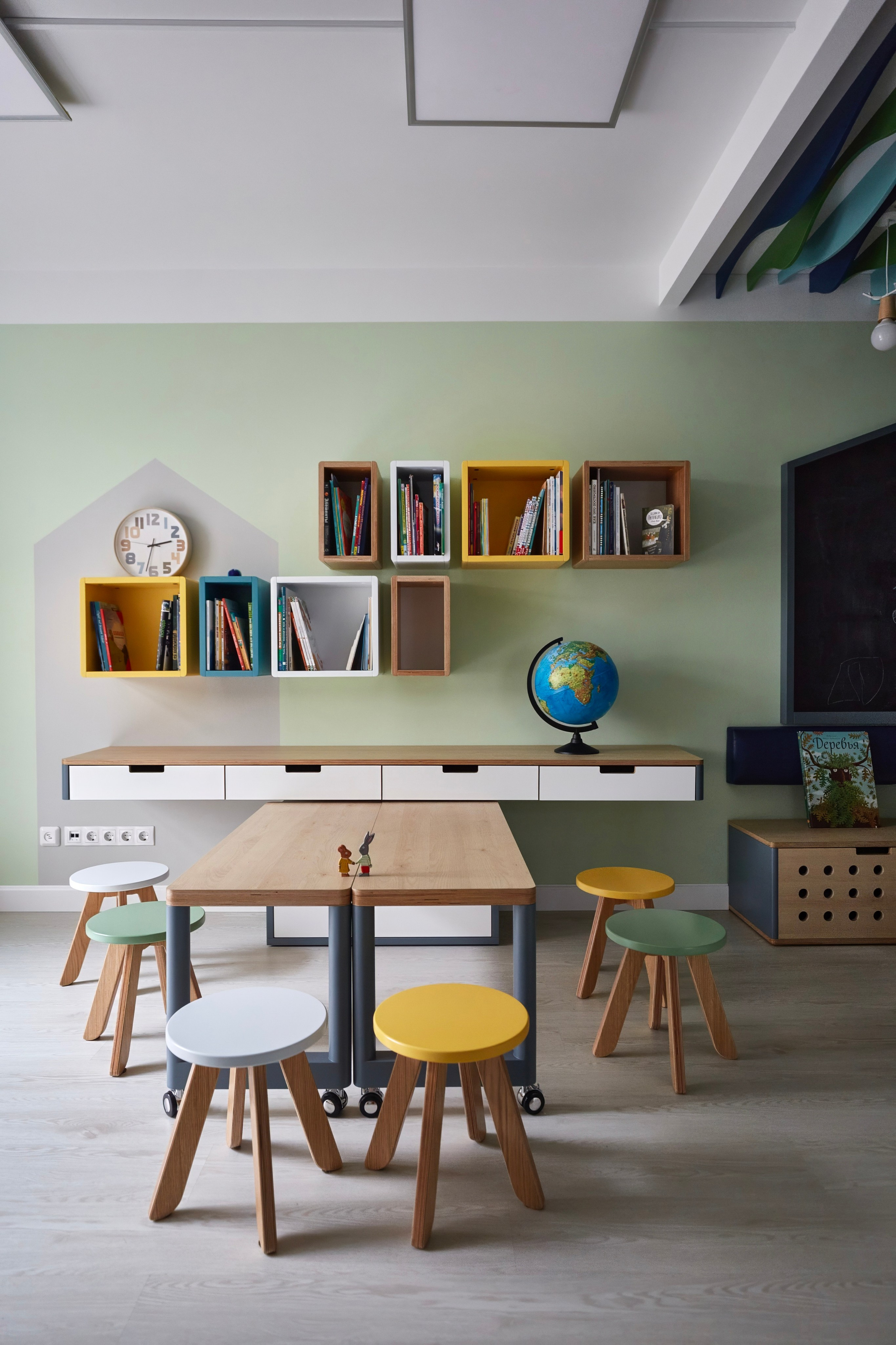 YA. Семейное бюро Малицких