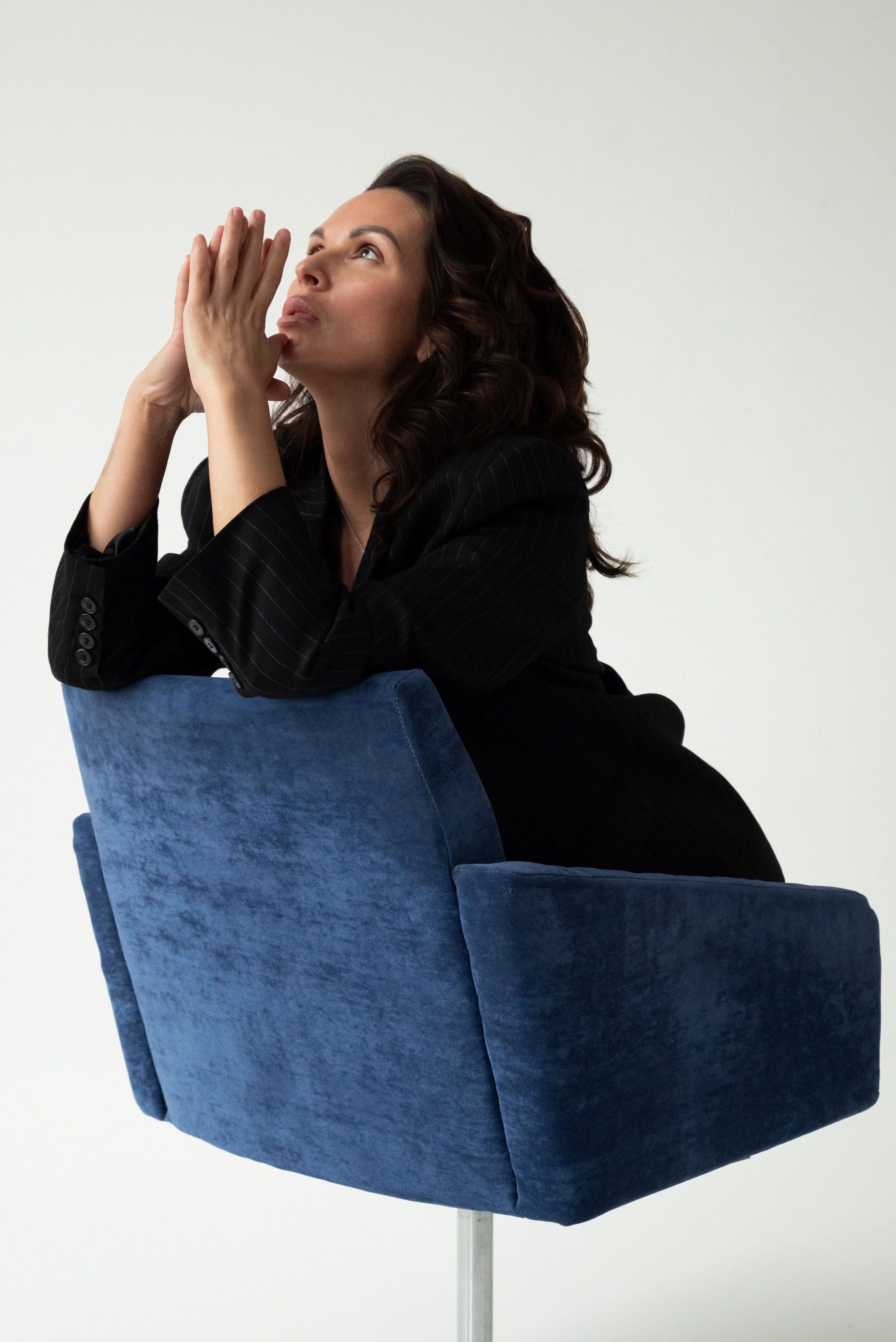 Виктория персональная студийная фотосъёмка. Профессиональный фотограф в Твери Иванова Юлия