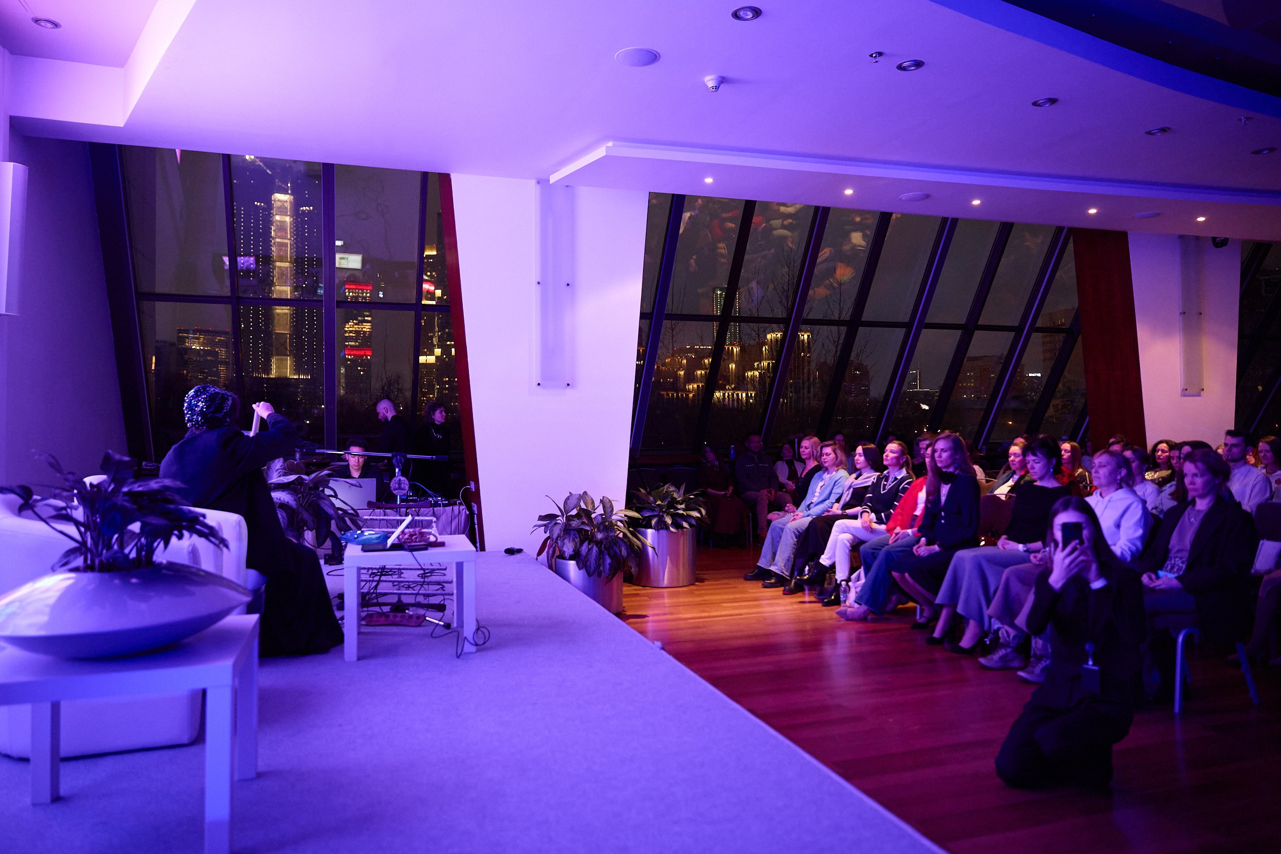 Репортаж. Фотограф Оля Мороз Москва портретный фотограф нейрофотосессия