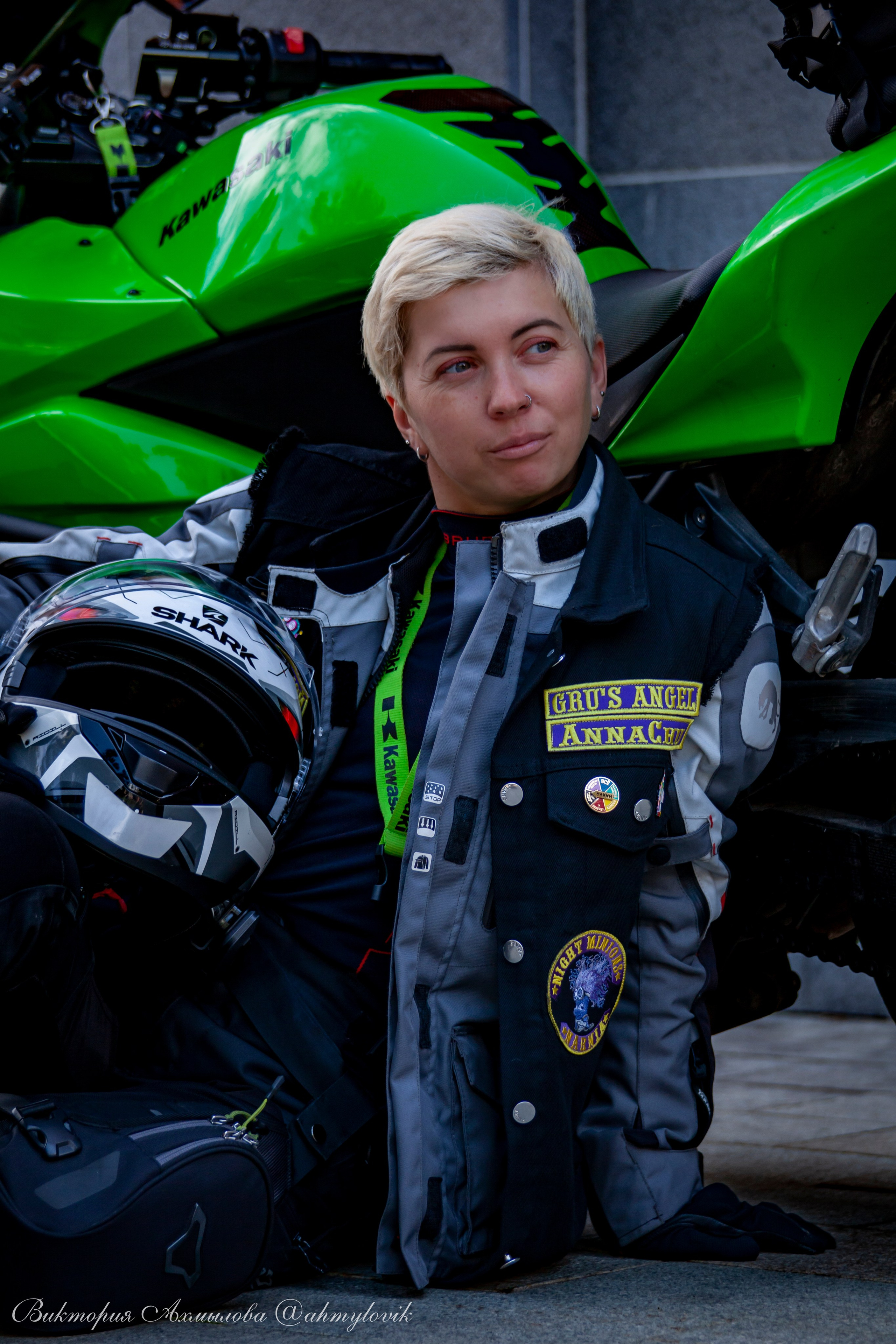 Аня и Гринч (Kawasaki Ninja 250). Виктория Ахмылова. Фотограф в Москве