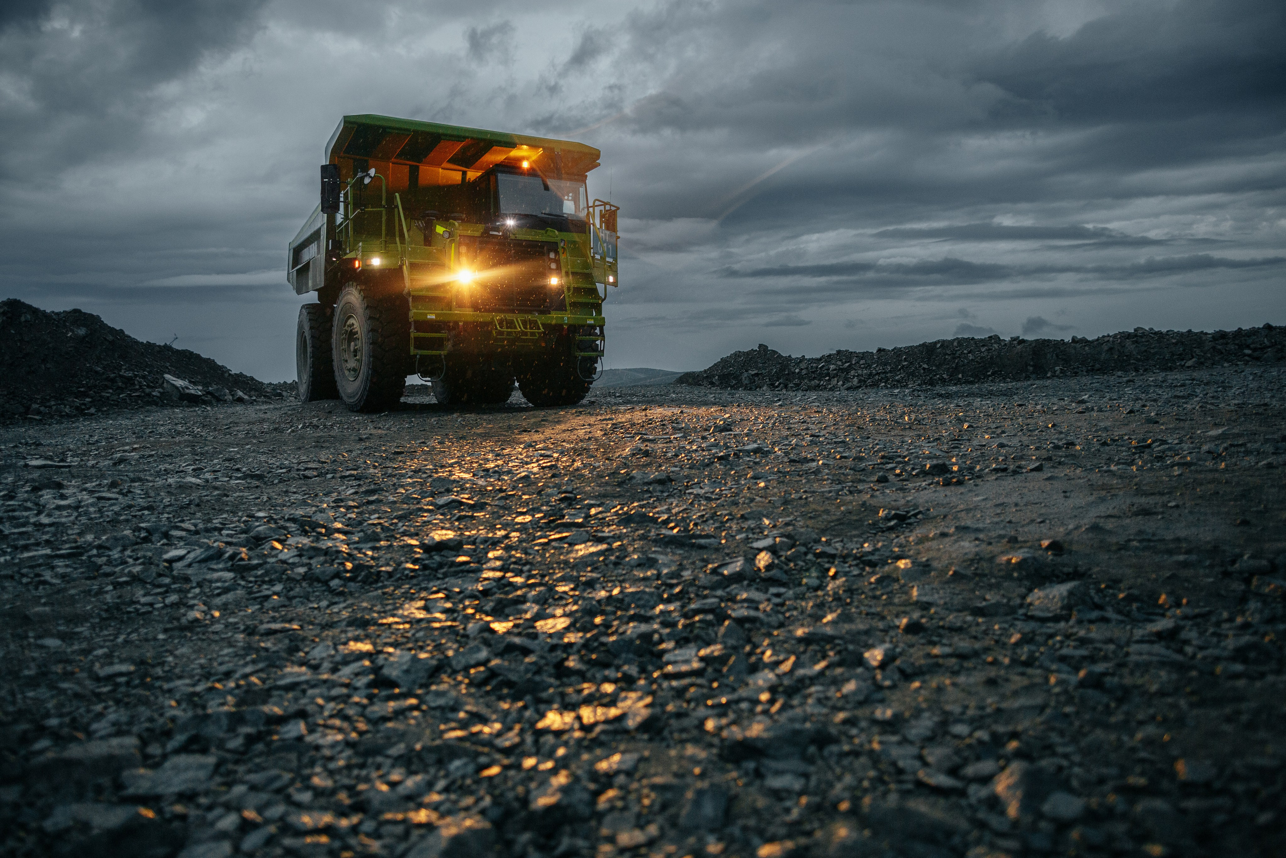 Профессиональный фотограф Виктор Гагарин. Делаю профессиональные производственные фотографии по всей России. Профессиональный фотограф Виктор Гагарин — Промышленная, Event, Портретная, Репортажная съемка в Новокузнецке, Кемерово, Новосибирске
