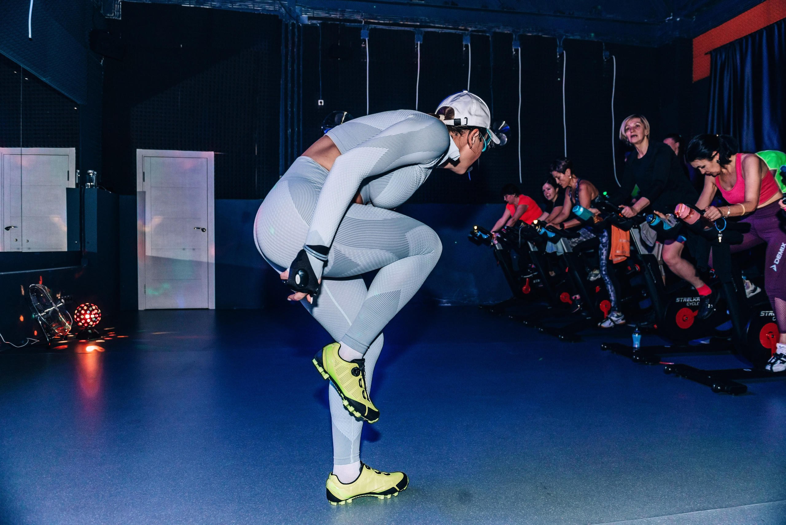 Сайкл-студия «Стрелка», заезд. Школьный, фэшн фотограф в Тюмени и в России Ирина Королева